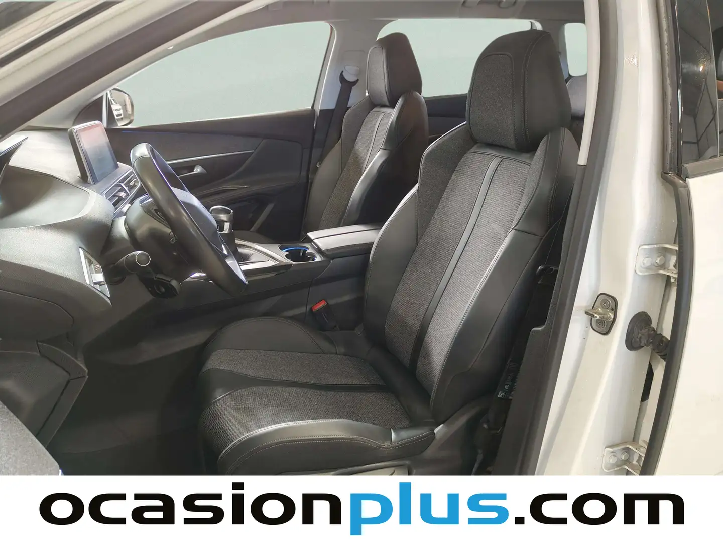 Foto Peugeot 5008 Peugeot 5008 BlueHDi 130 S&S Allure (130 CV) 7 Plazas