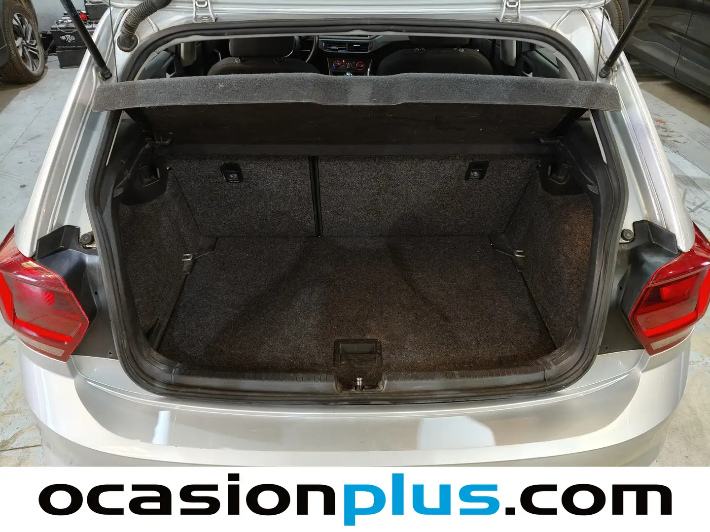 Foto Volkswagen Polo Volkswagen Polo Advance 1.0 TSI (95 CV)