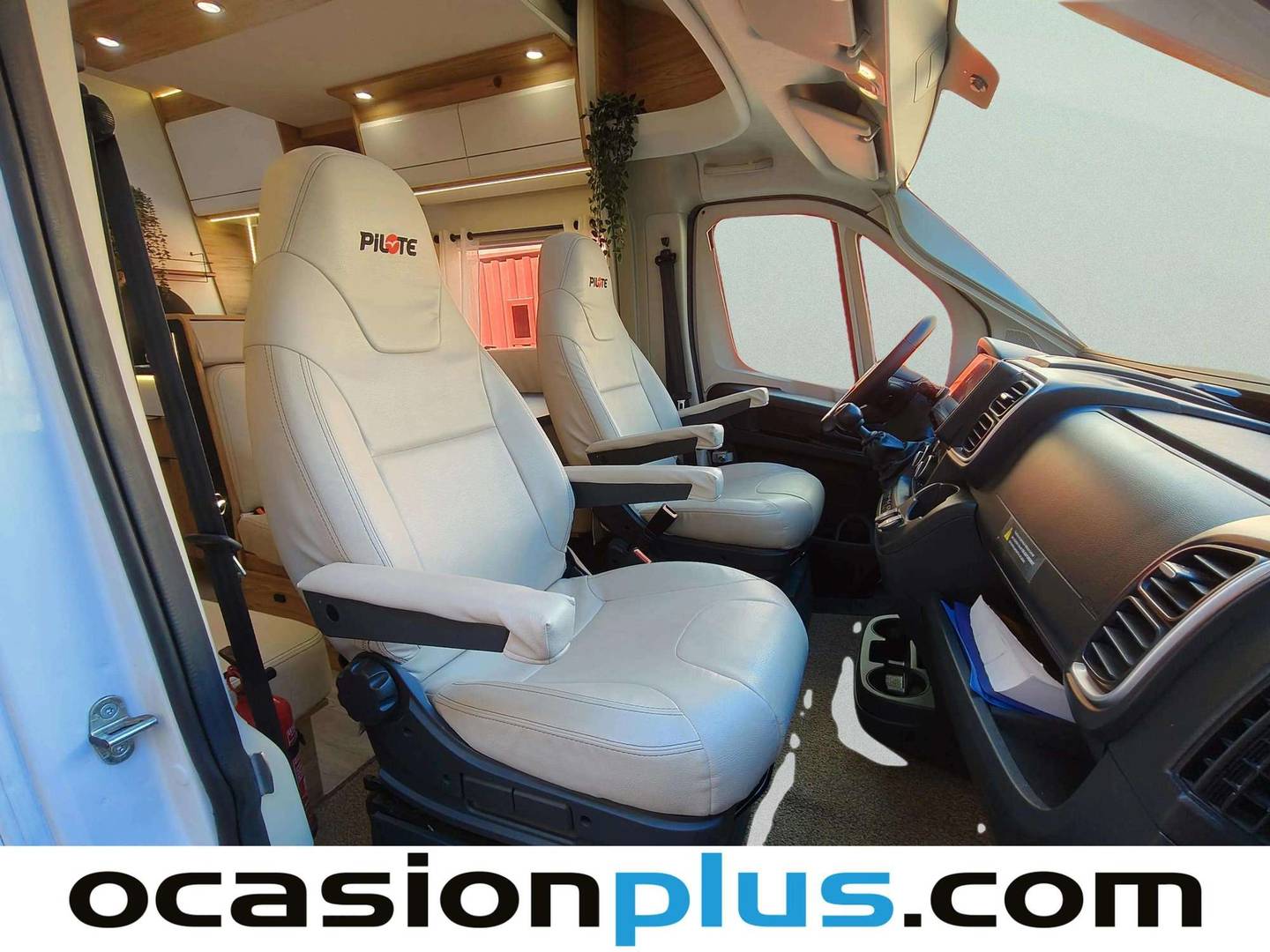 Pilote P746 Pilote P746 Exclusive Edition (140 CV) 4 Plazas al mejor precio