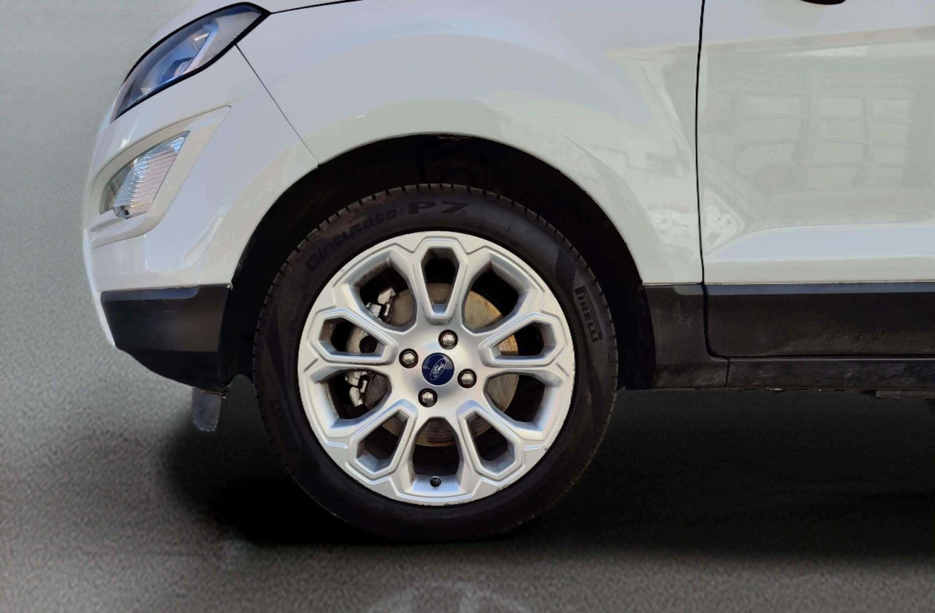 Ford EcoSport 1.0T EcoBoost Titanium - foto 30