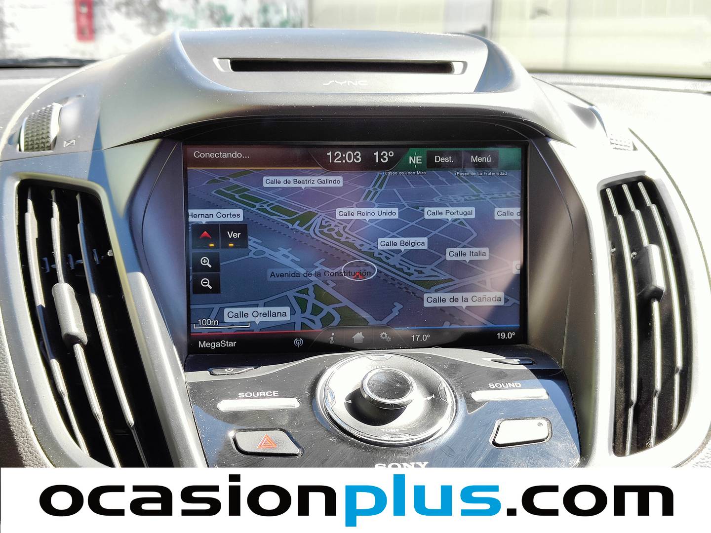 Extras y acabados del Ford Kuga Ford Kuga 2.0 TDCI S&S Titanium 4x2 (150 CV)