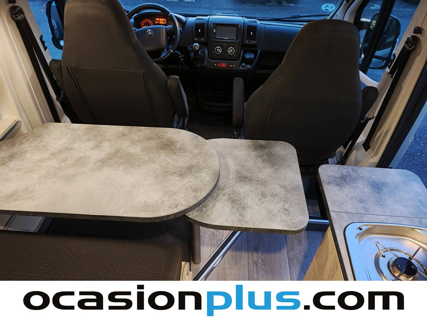 Foto Clever Vans Celebration 600 Clever Vans Celebration 600 Celebration 600 2.0 D  (163 CV) 4 Plazas CAMPERIZADA