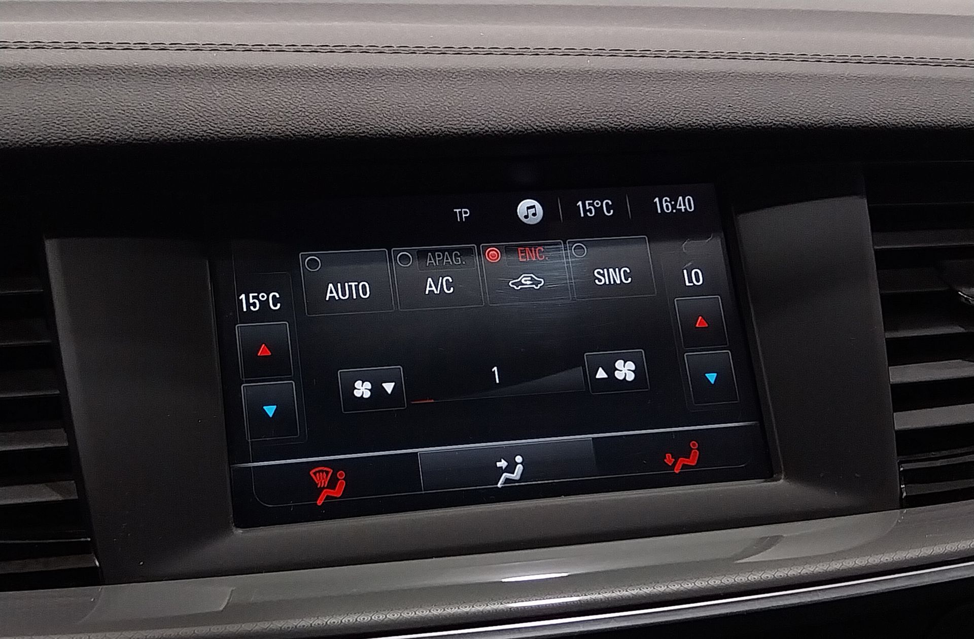 Opel Insignia GS 1.6 CDTI Turbo D 120 Aniversario - foto 31