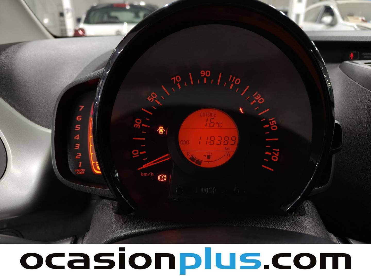 Toyota Aygo Toyota Aygo 1.0 70 x-play (69 CV) 2016