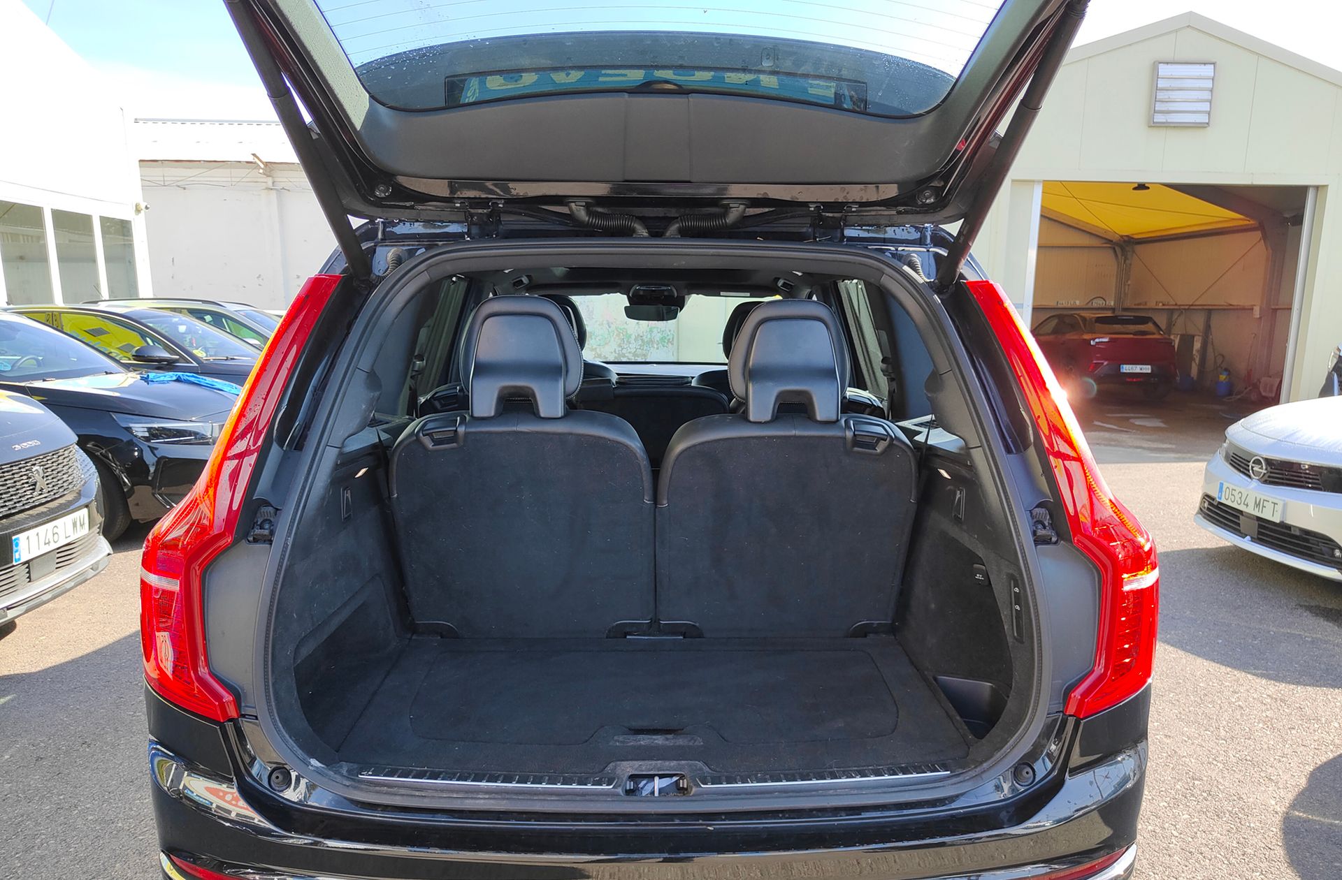 Volvo XC90 D5 R-Design AWD 7 plazas - foto 18