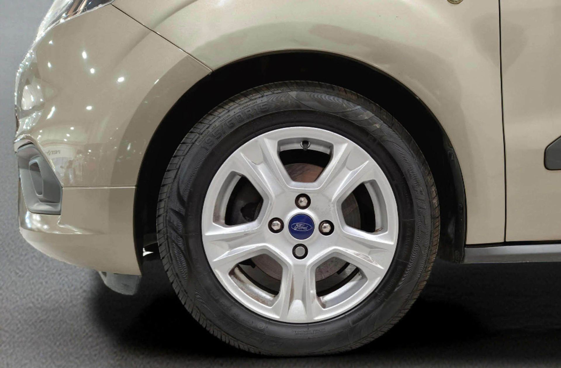 Ford Tourneo Courier 1.0 EcoBoost Ambiente - foto 25