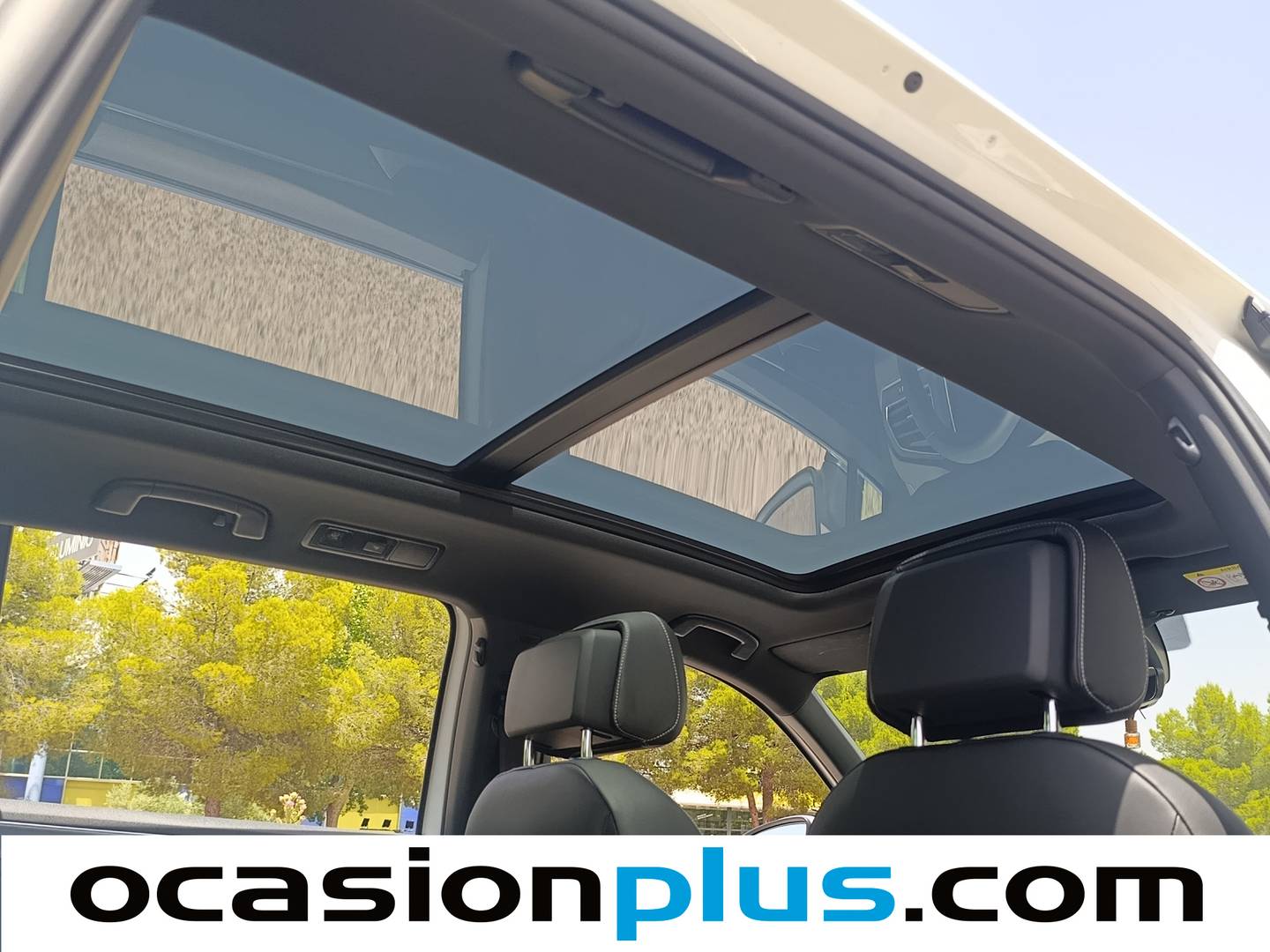 Extras y acabados del Volkswagen Tiguan Volkswagen Tiguan Sport 1.4 TSI 4Motion (150 CV) DSG Pack R Line