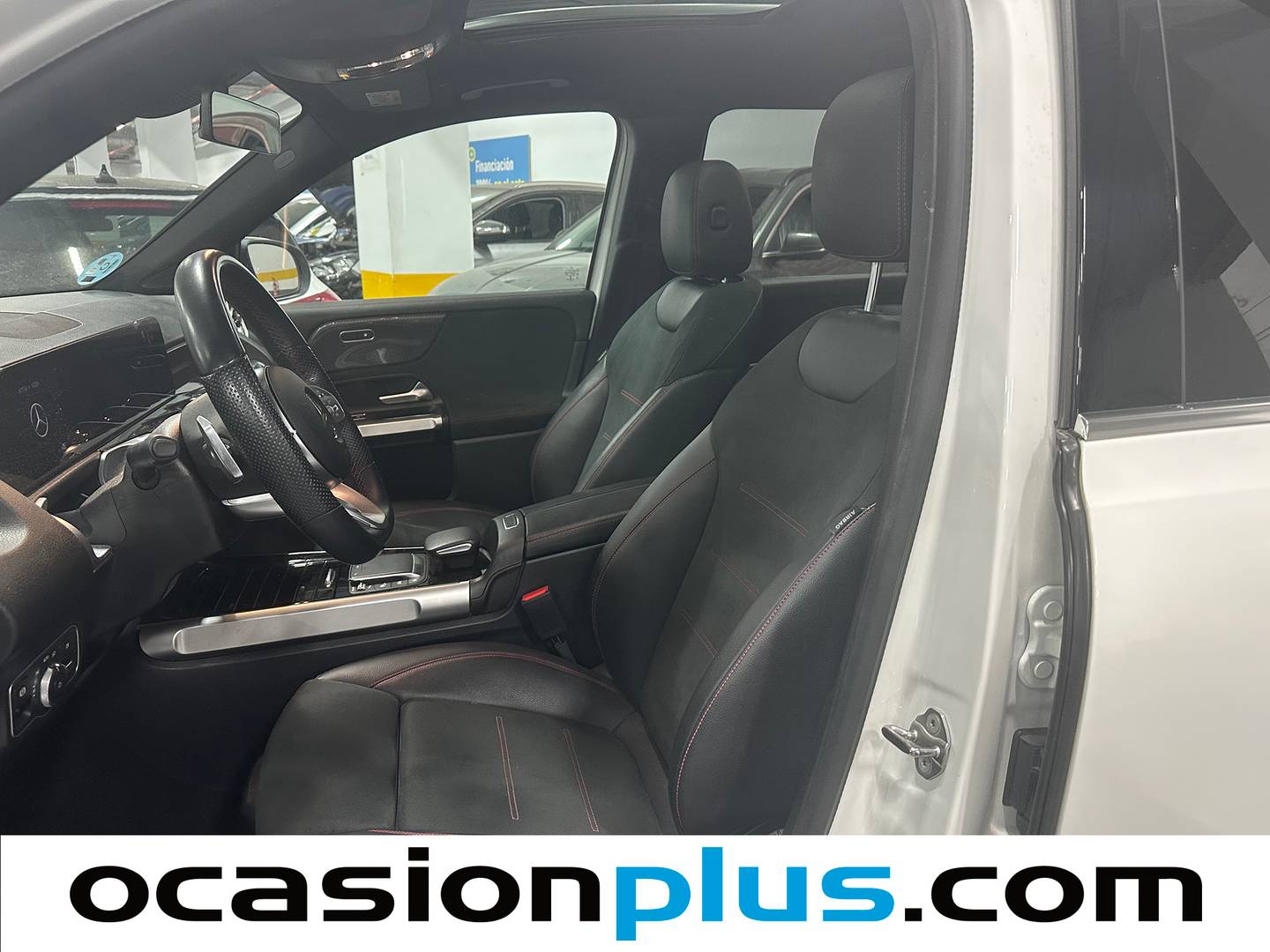 Foto asientos traseros Mercedes GLB Mercedes GLB 200 d (150 CV) Pack AMG
