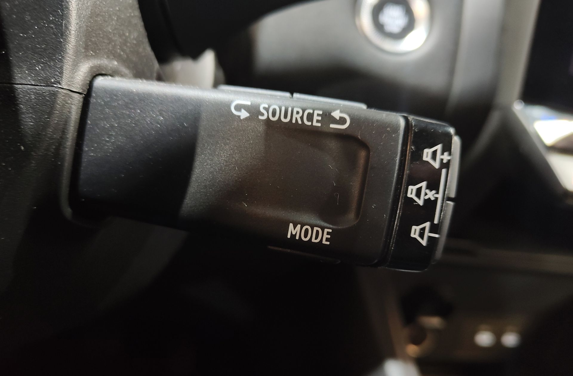 Renault Captur Techno TCe - foto 29