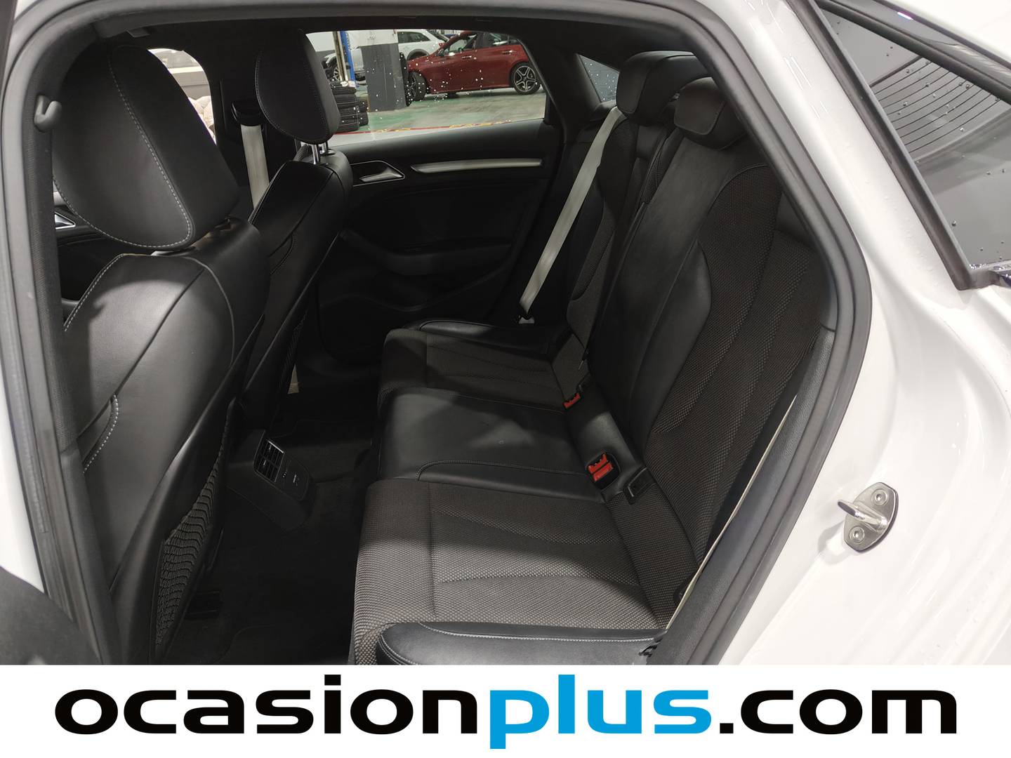 Foto asientos traseros Audi A3 Audi A3 Sedan 1.5 TFSI CoD EVO S Line edition S Tronic (150 CV)