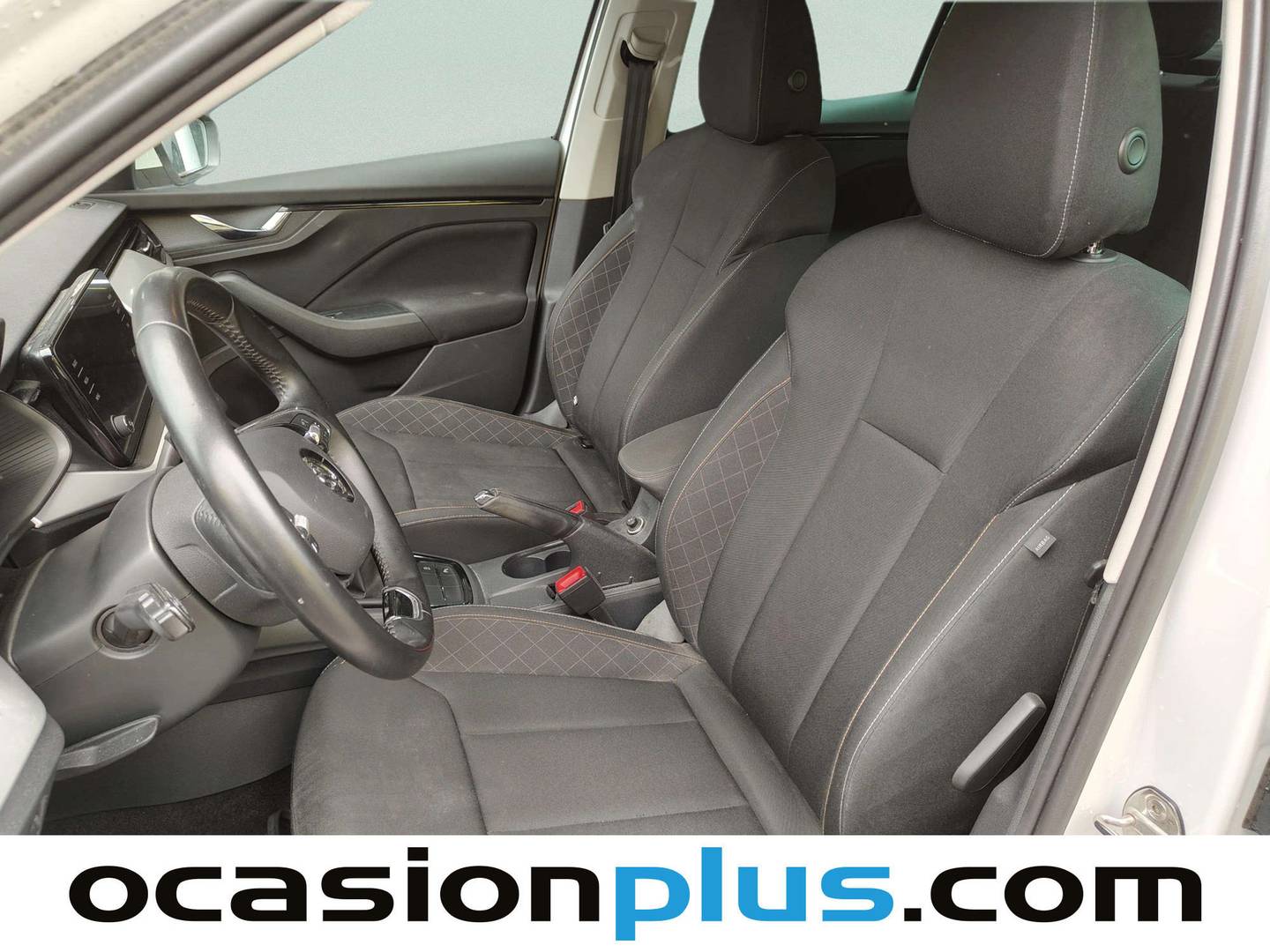 Foto asientos delanteros Skoda Kamiq Skoda Kamiq 1.0 TSI Emotion  (110 CV)