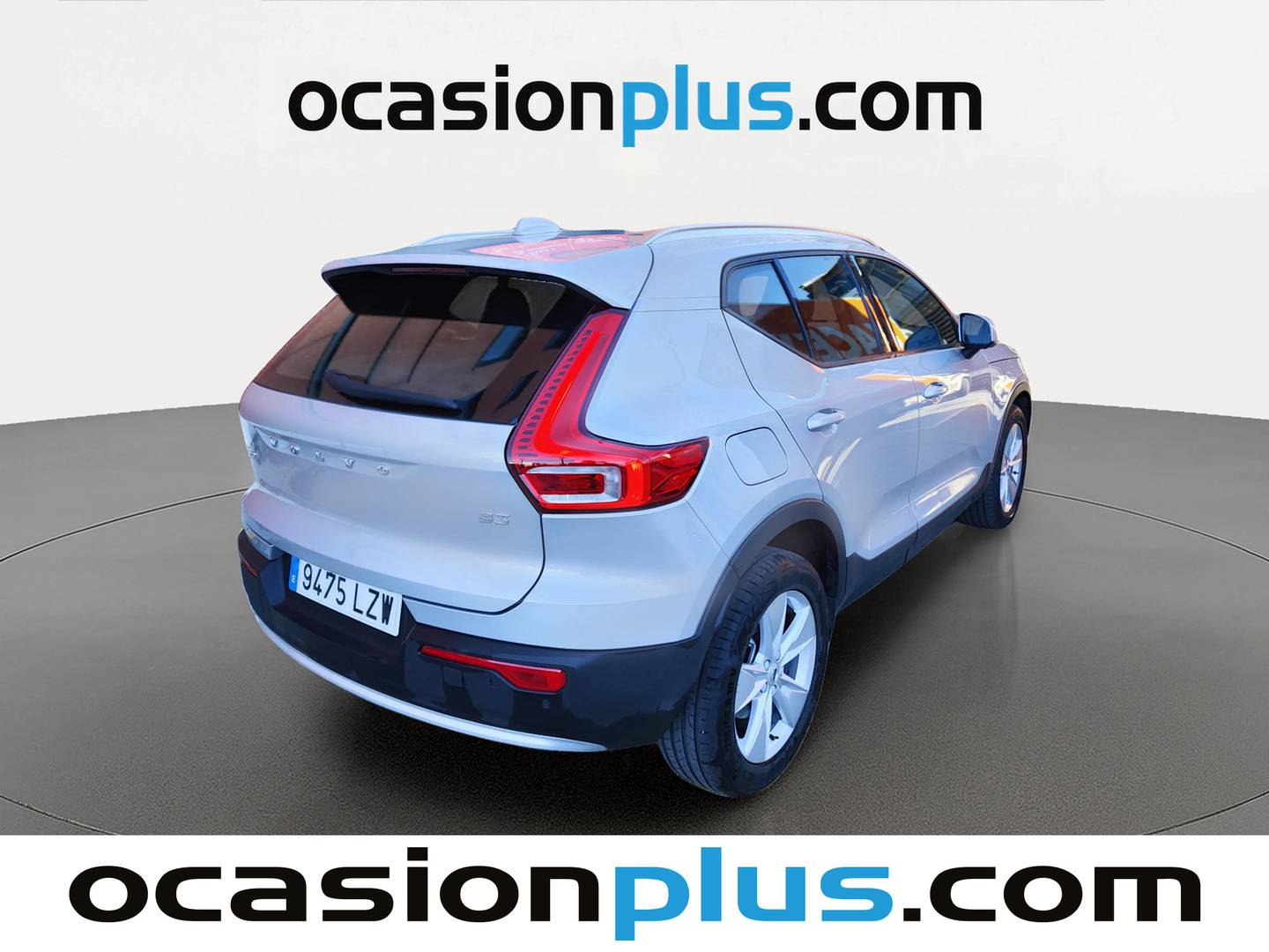 Foto trasera Volvo XC40 Volvo XC40 B3 G Core Auto (163 CV) derecha