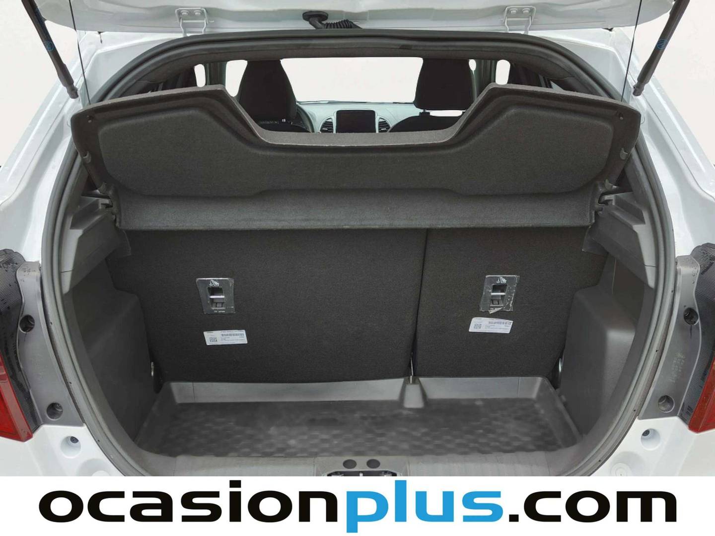 Fotos maletero Ford Ka+ Ford Ka+ 1.2 Ti-VCT Active (85 CV)