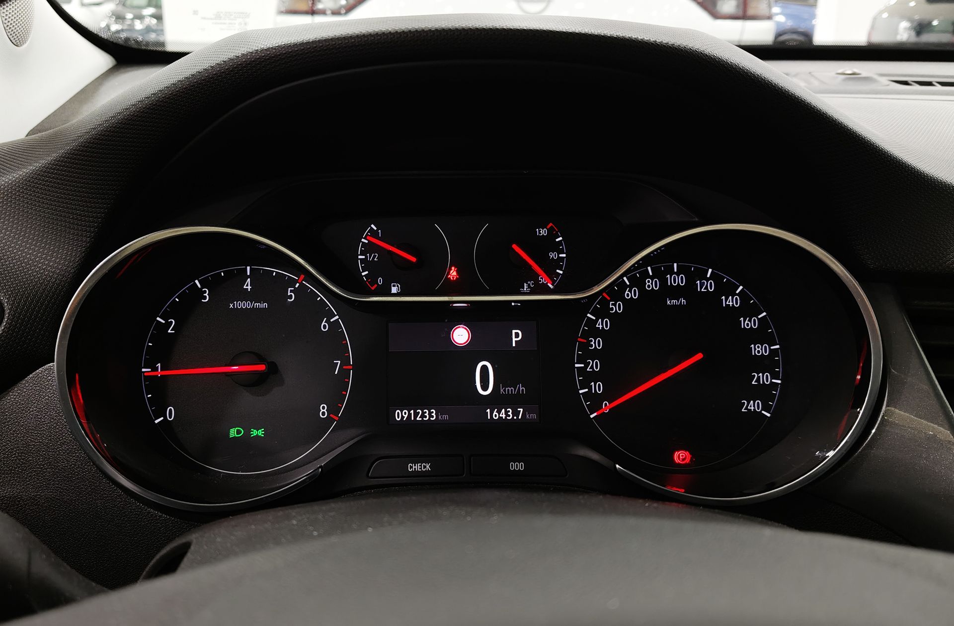 Opel Crossland 1.2 Elegance - foto 26