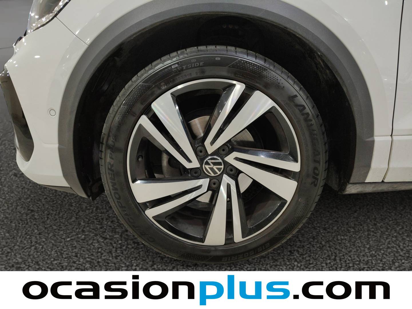 Foto Volkswagen T-Roc Volkswagen T-Roc R-Line 1.5 TSI (150 CV) DSG