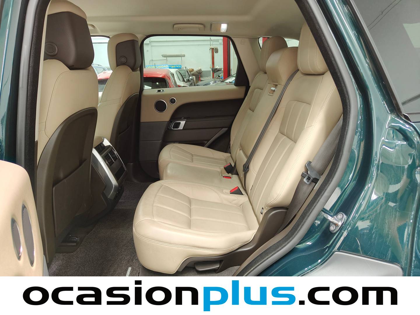 Foto asientos traseros Land Rover Range Rover Sport Land Rover Range Rover Sport Range Rover Sport 3.0D I6 MHEV SE AWD Auto (300 CV)