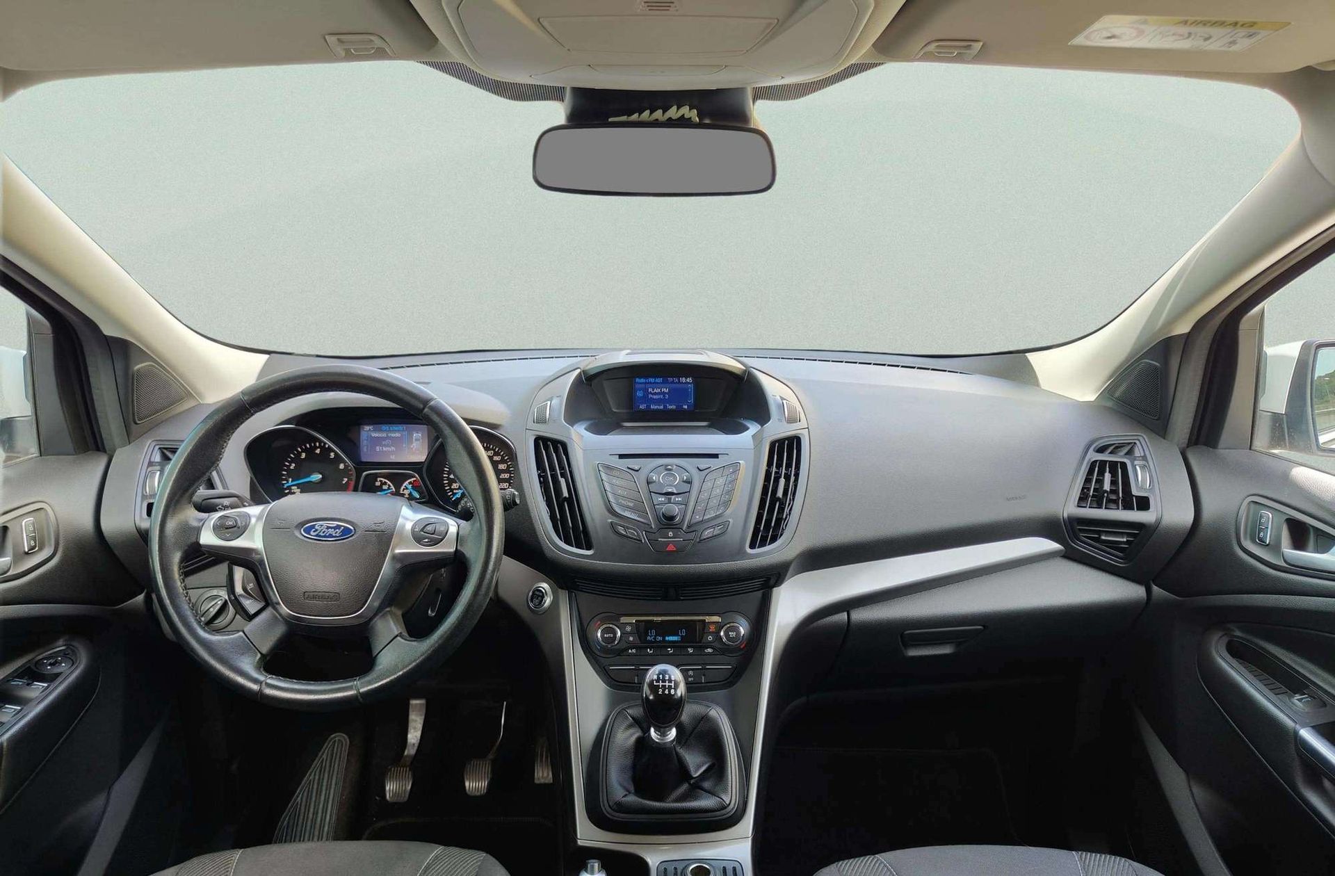 Ford Kuga 1.5 EcoBoost Trend 4x2 - foto 6