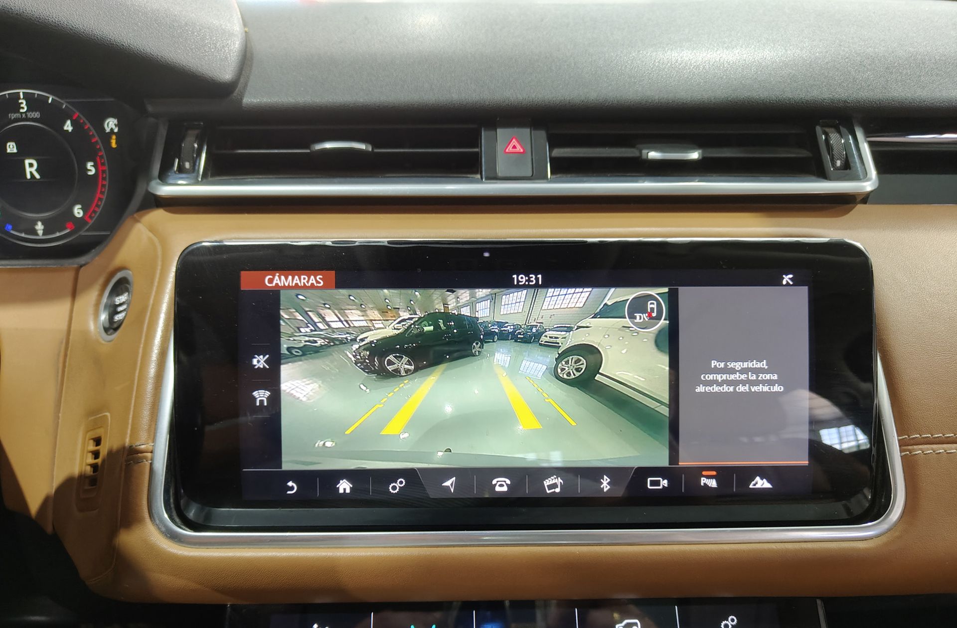 Land Rover Range Rover Velar D240 SE 4WD - foto 10