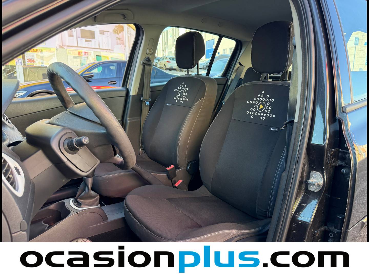 Foto asientos delanteros Renault Clio Renault Clio Yahoo! 1.2 16v (75 CV)
