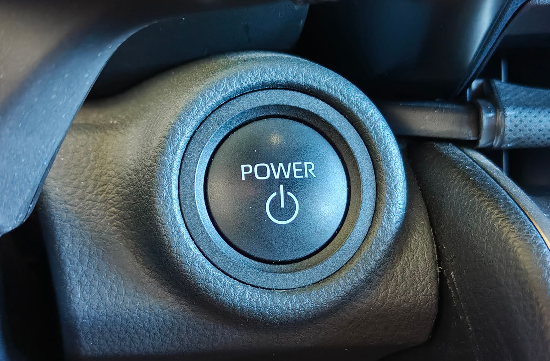 Toyota C-HR 200H Premiere Edition - foto 28