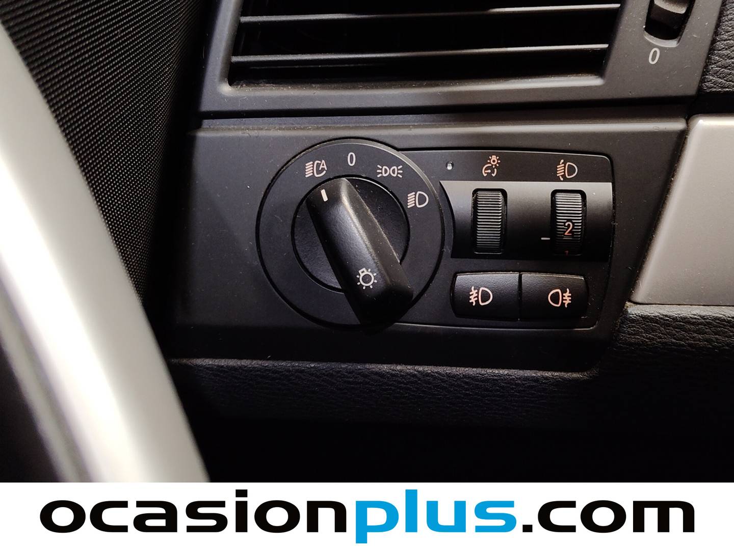 Equipamiento del BMW X3 BMW X3 2.0i (150 CV)
