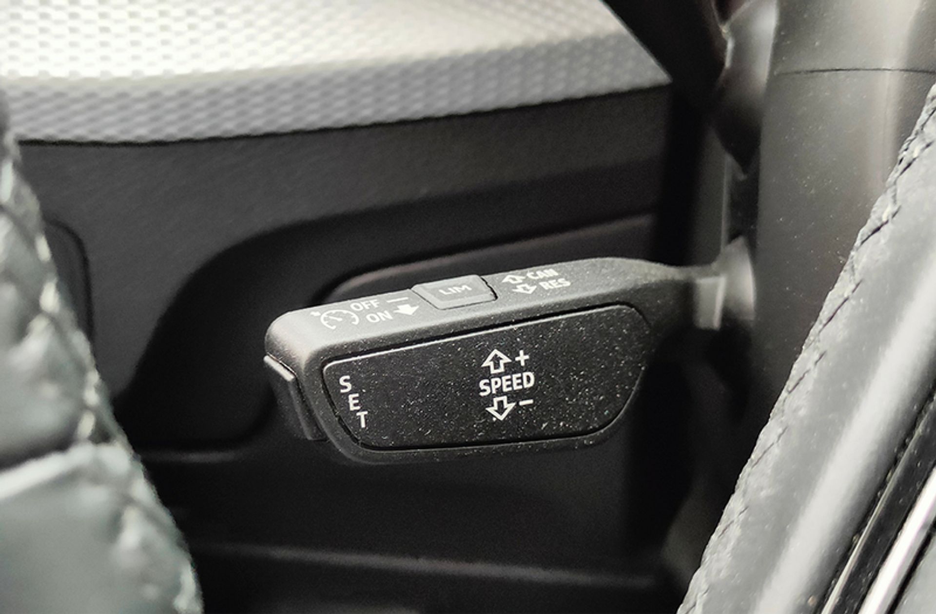 Audi Q2 Advanced 30 TDI - foto 29