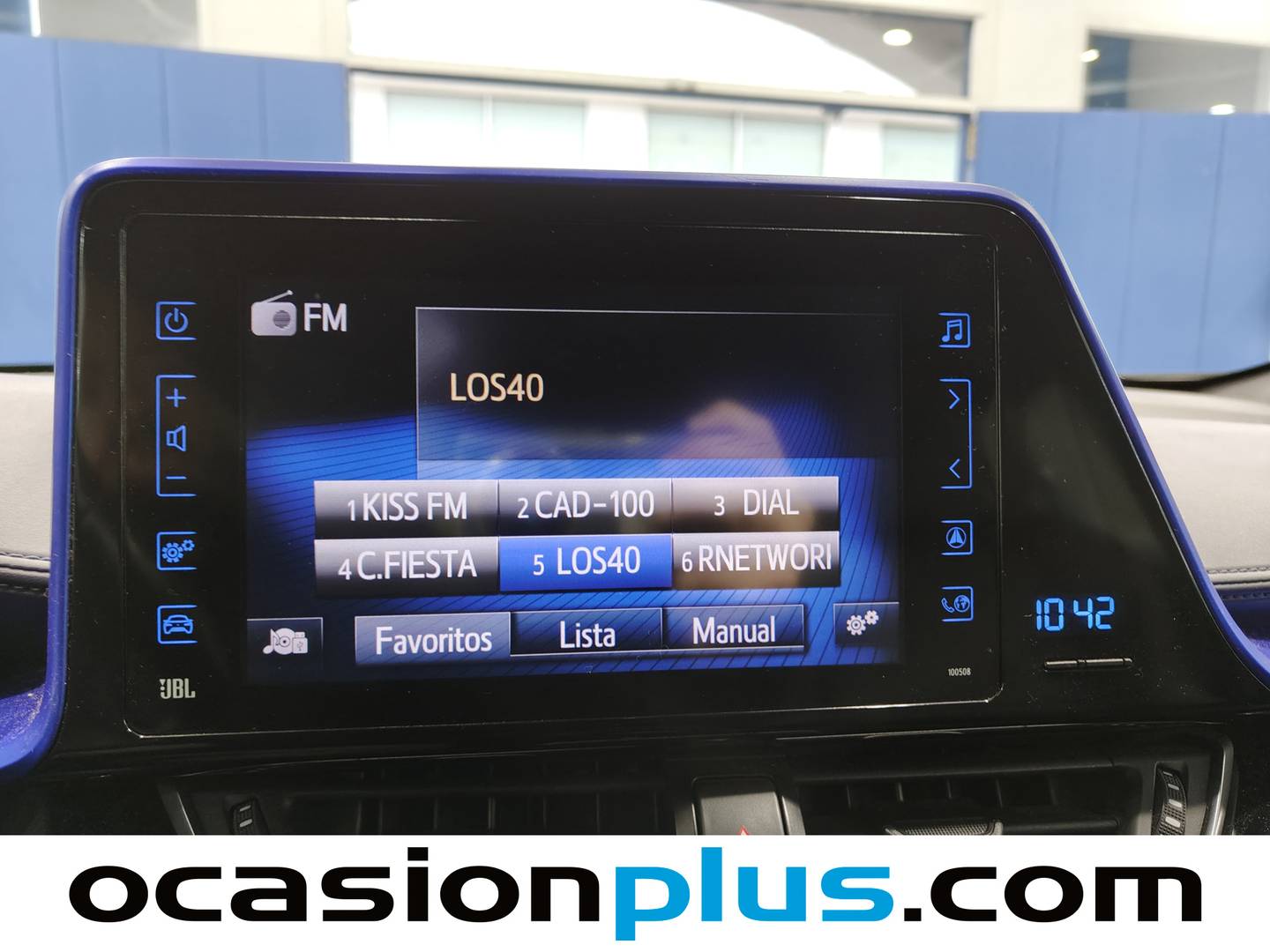 Foto Toyota C-HR Toyota C-HR 1.8 125H Dynamic Plus 90 kW (122 CV)