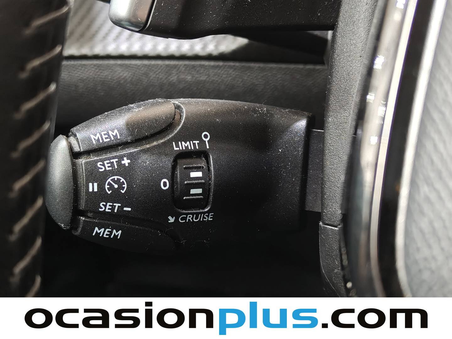 Peugeot 2008 Peugeot 2008 BlueHDi 130 S&S Allure EAT8 (130 CV) automático