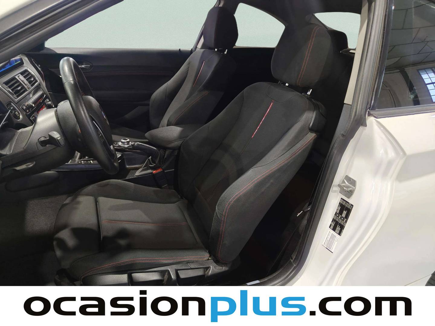 Foto asientos delanteros BMW Serie 2 BMW Serie 2 218d Coupe (150 CV)