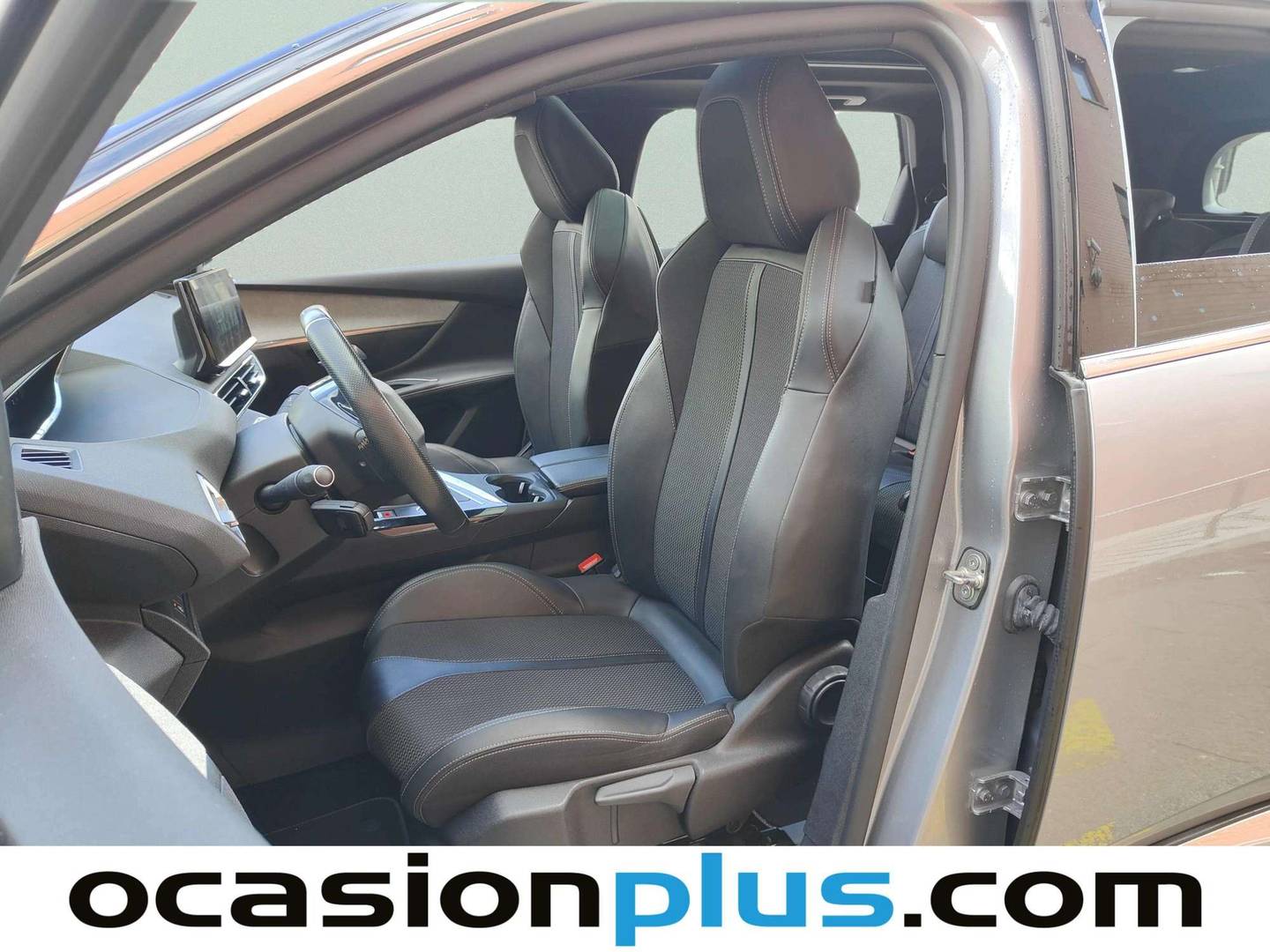 Foto Peugeot 5008 Peugeot 5008 PureTech 130 S&S GT (130 CV) 7 Plazas