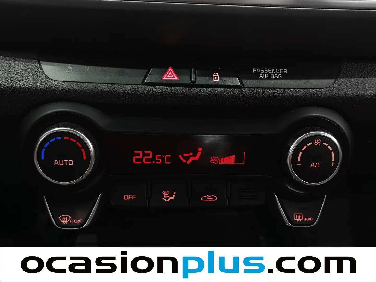 Foto KIA Stonic Kia Stonic 1.0 T-GDi MHEV Drive DCT (120 CV)