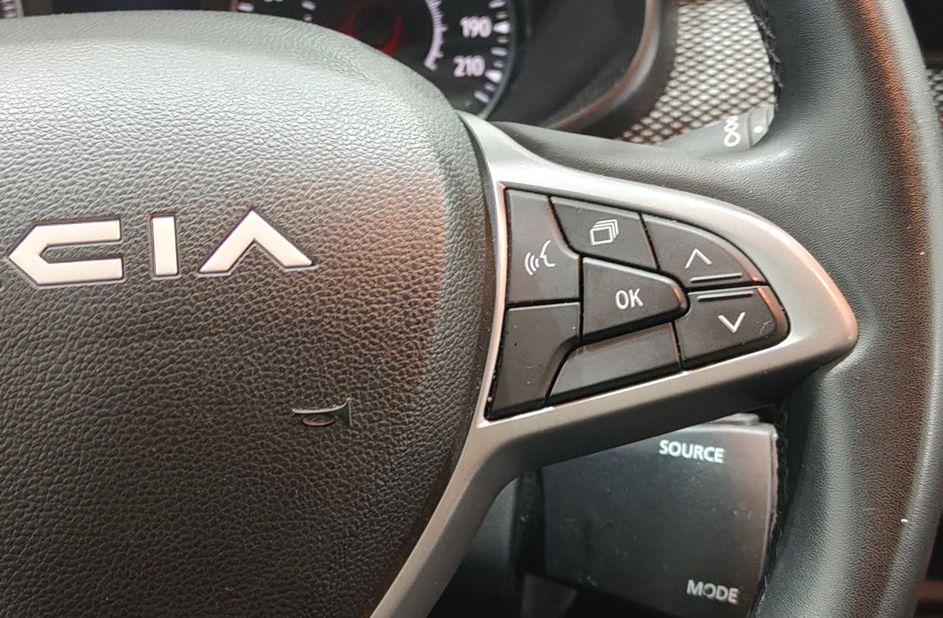 Dacia Sandero Stepway Expression TCe - foto 27