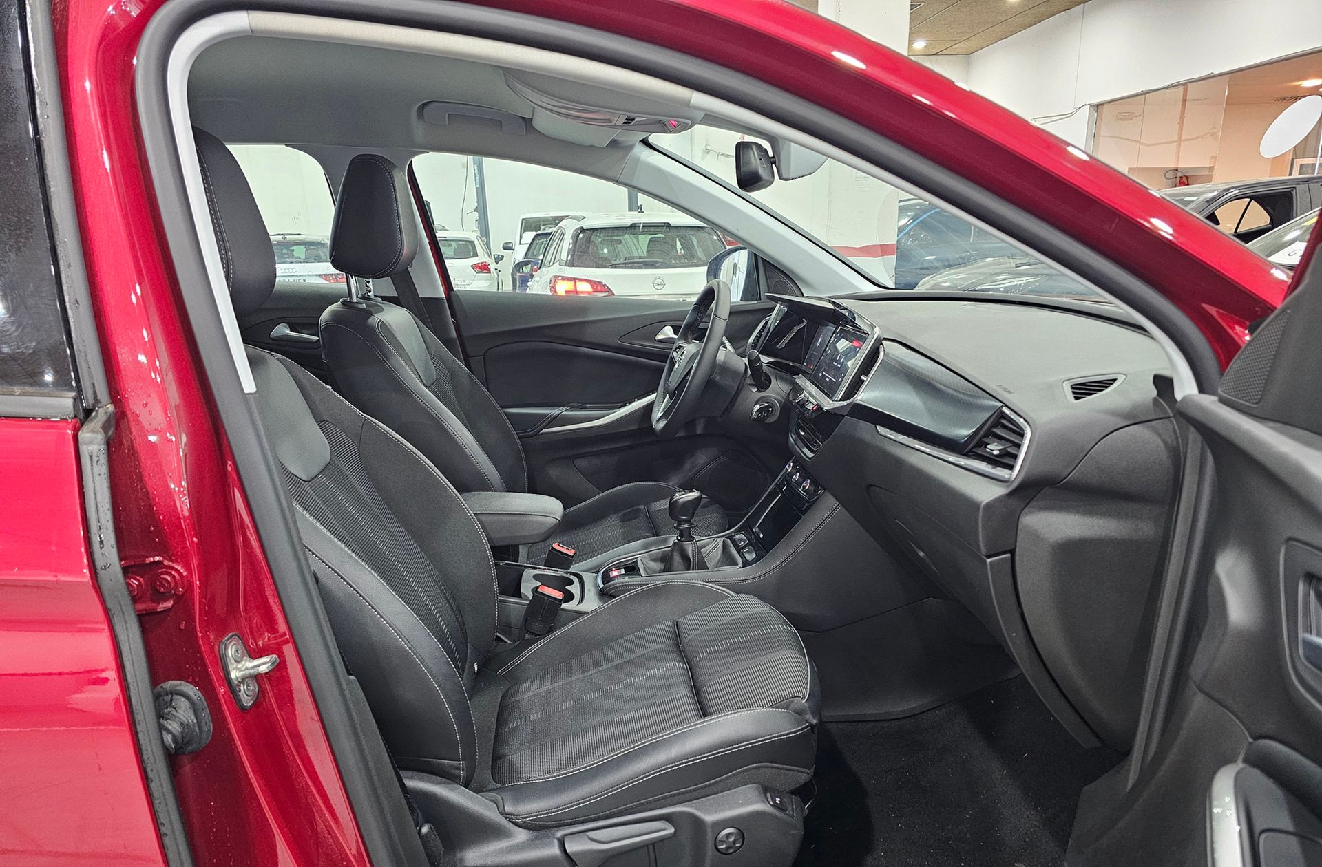 Opel Grandland 1.2 Turbo XHT GS - foto 23