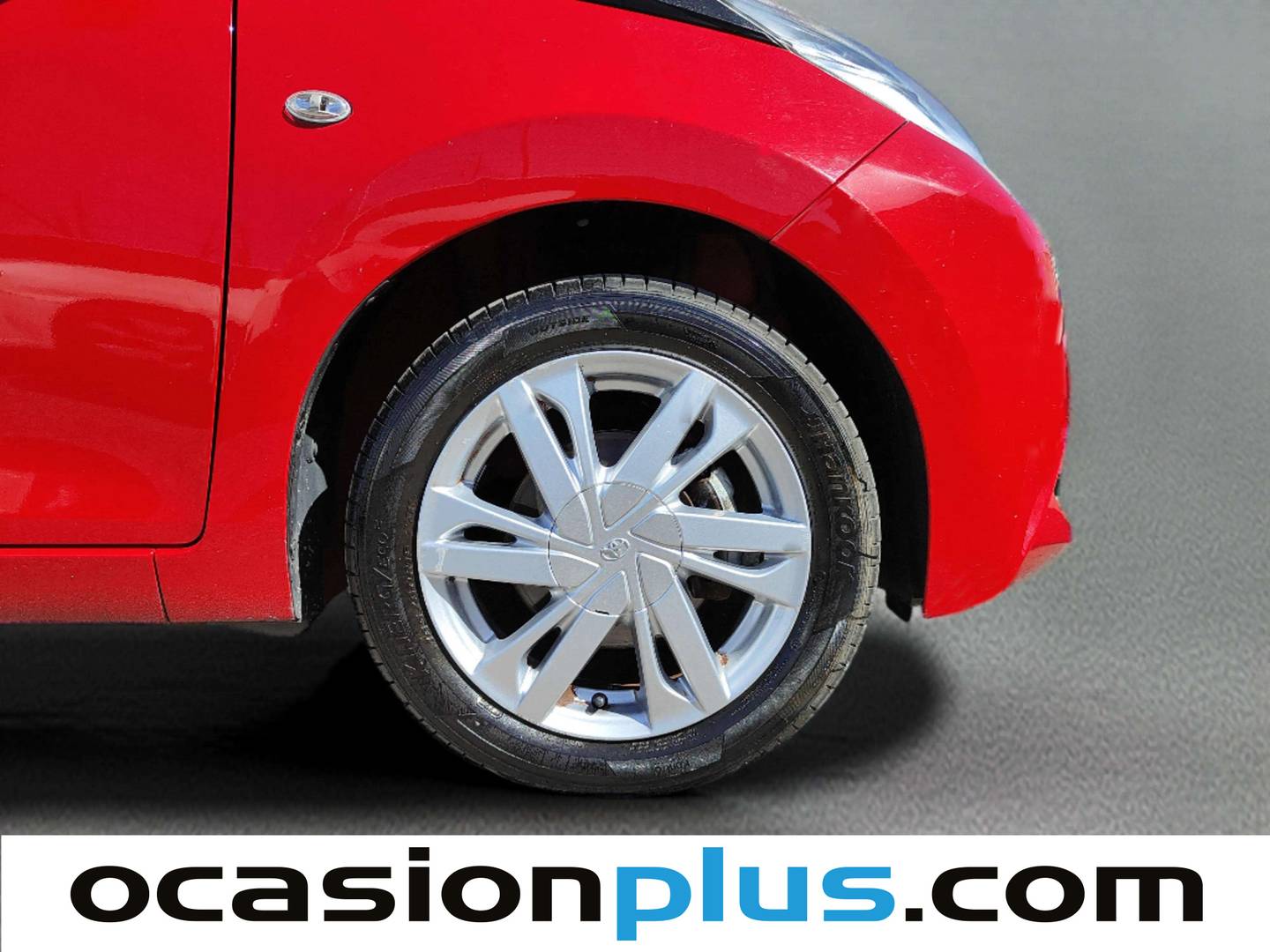 Paquetes del Toyota Aygo Toyota Aygo 1.0 70 X-Play (69 CV)