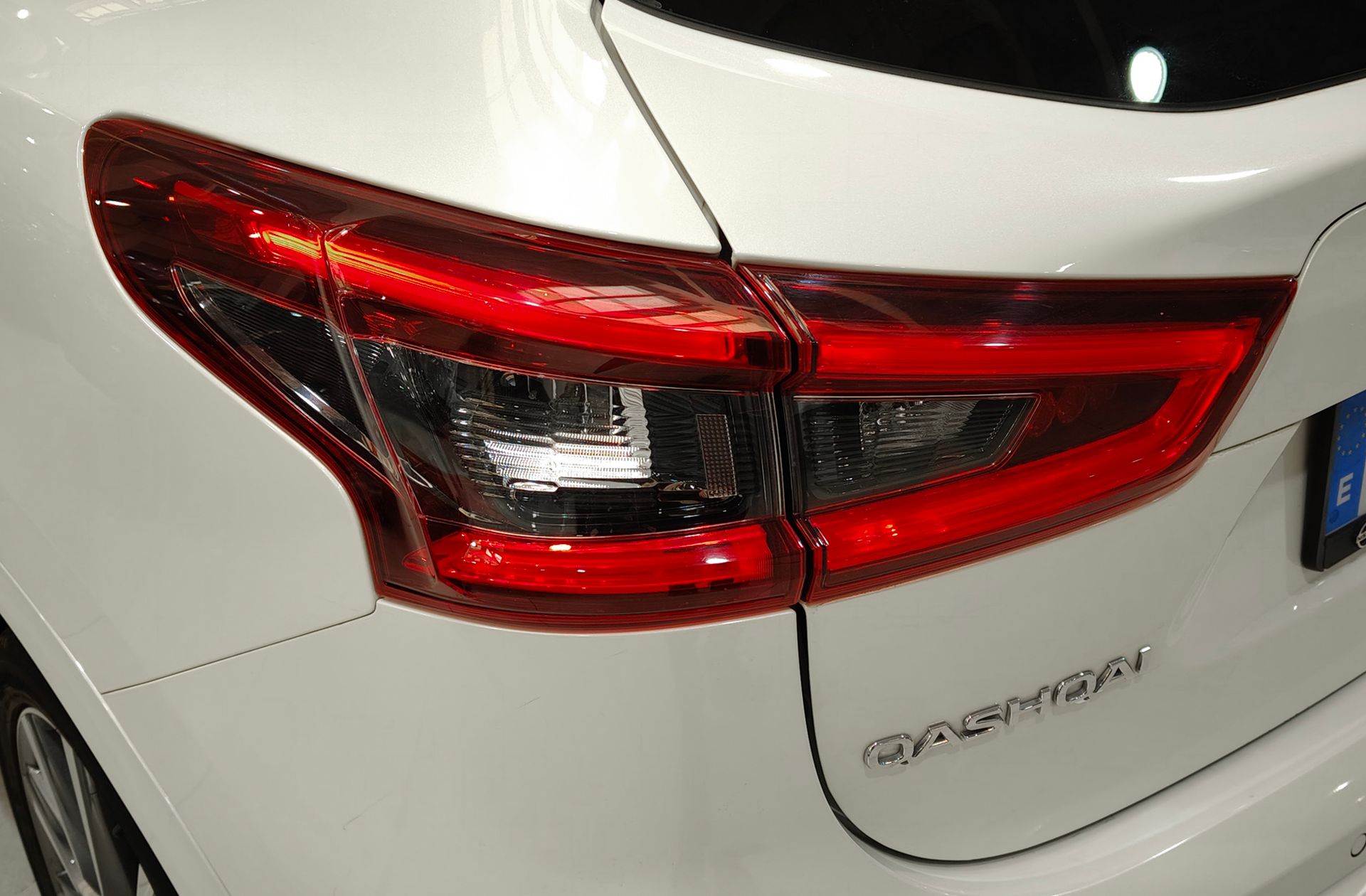 Nissan Qashqai dCi 150 Tekna+ - foto 21