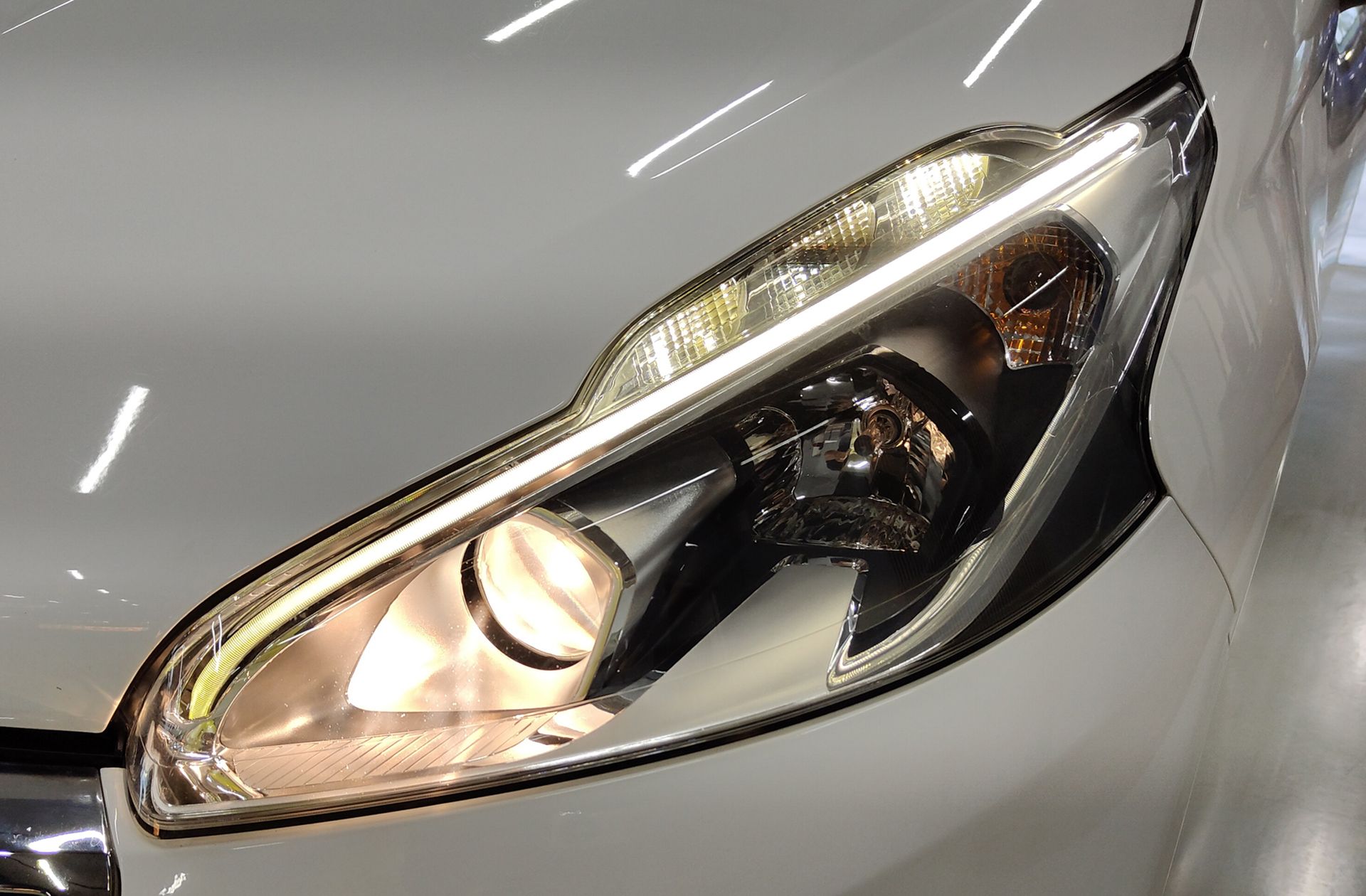 Peugeot 208 1.2 PureTech Active - foto 12