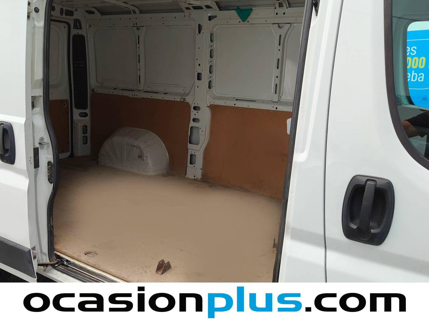 Foto asientos traseros Citroën Jumper Citroën Jumper Furgon BlueHDi 130 33 L2H1 (130 CV)