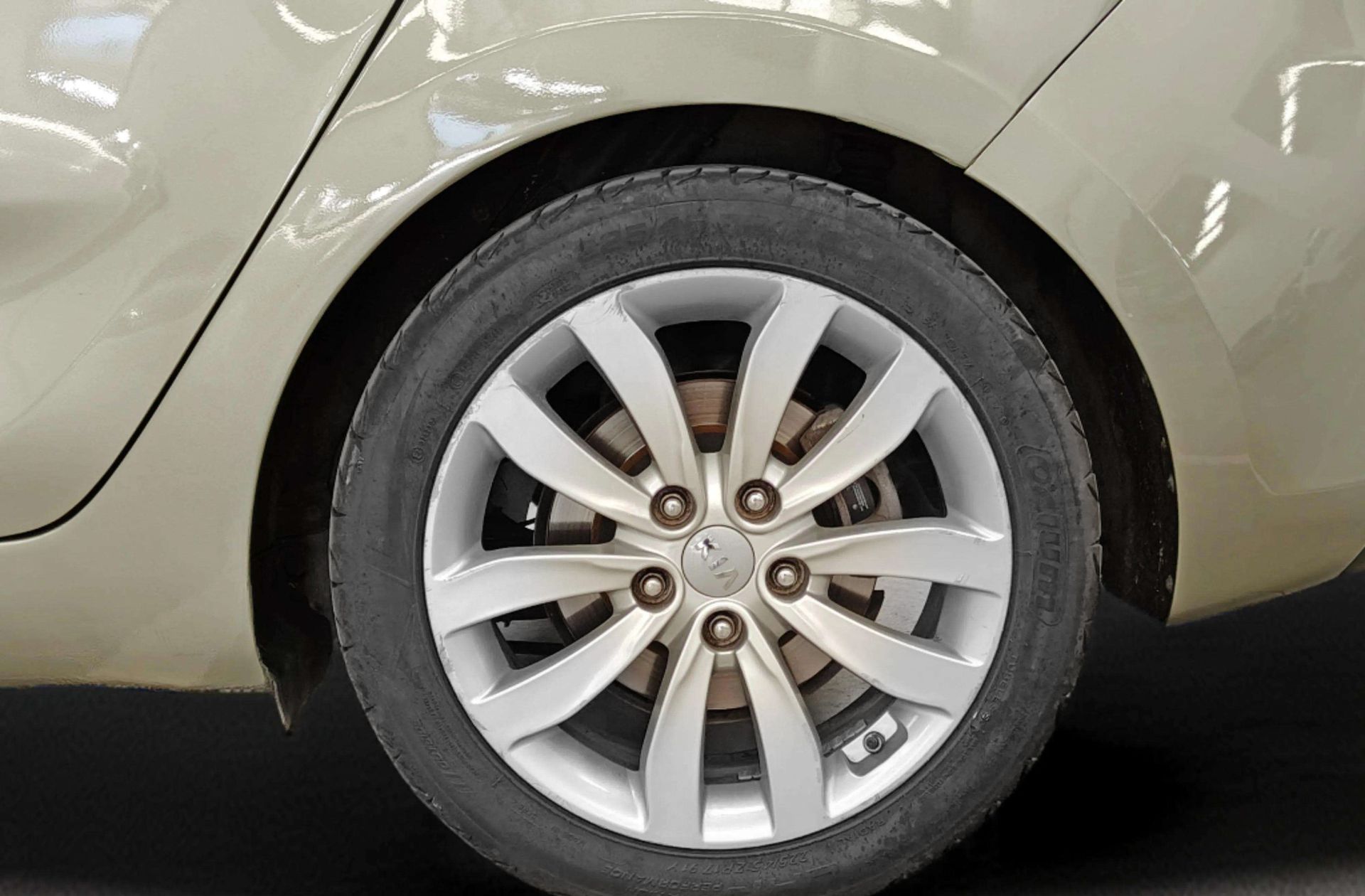 Kia Carens 1.6 GDi Uefa Euro 2016 Eco-Dynamics - foto 35