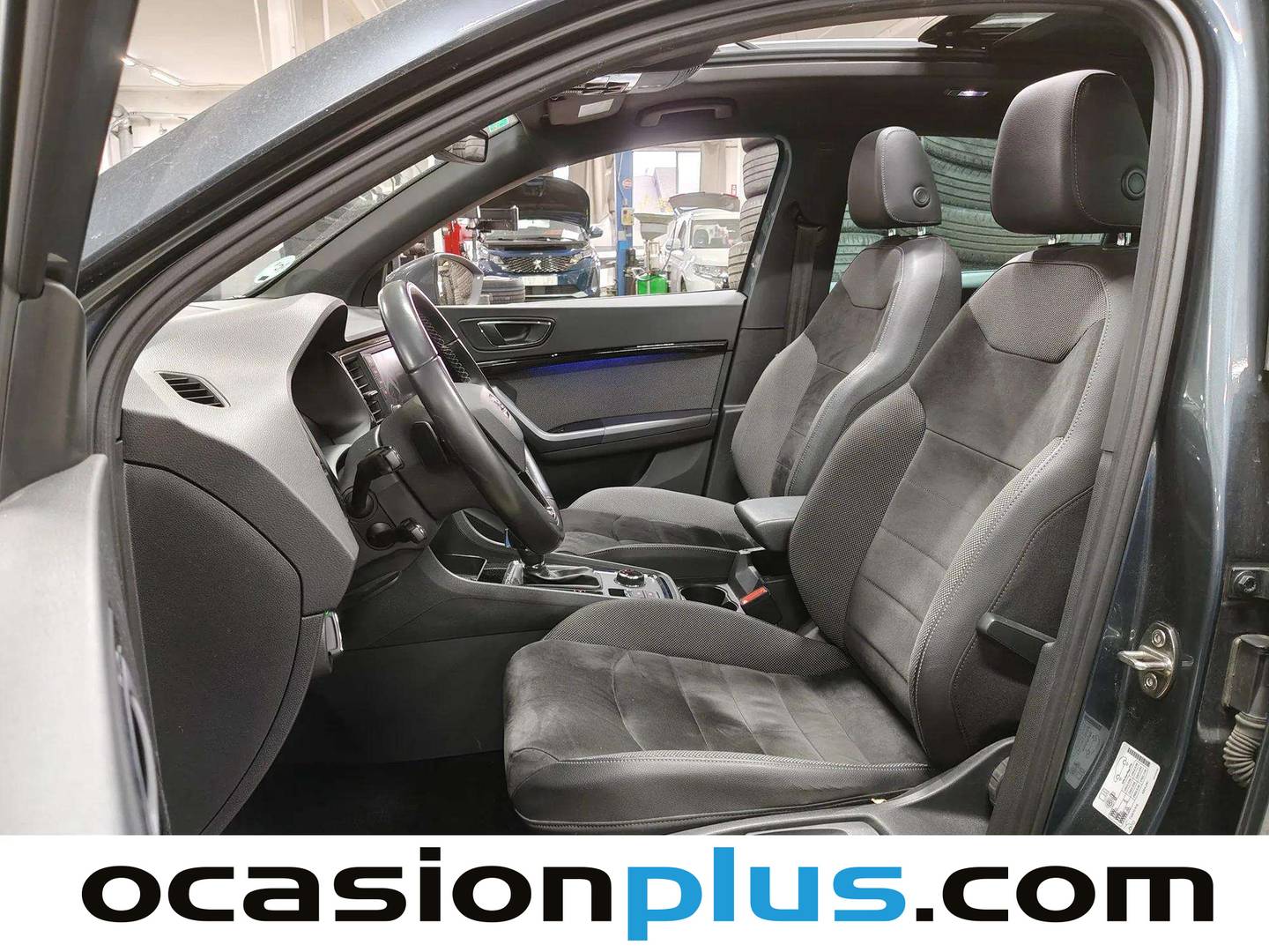 Foto asientos delanteros Seat Ateca Seat Ateca 1.4 EcoTSI S&S Xcellence Plus DSG (150 CV)