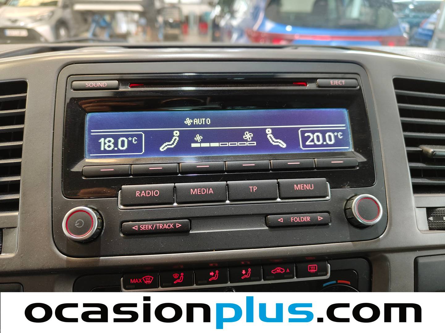 Equipamiento del Volkswagen Caravelle Volkswagen Caravelle Comfortline Batalla Corta 2.0 BiTDI 4Motion (180 CV) DSG 9 Plazas