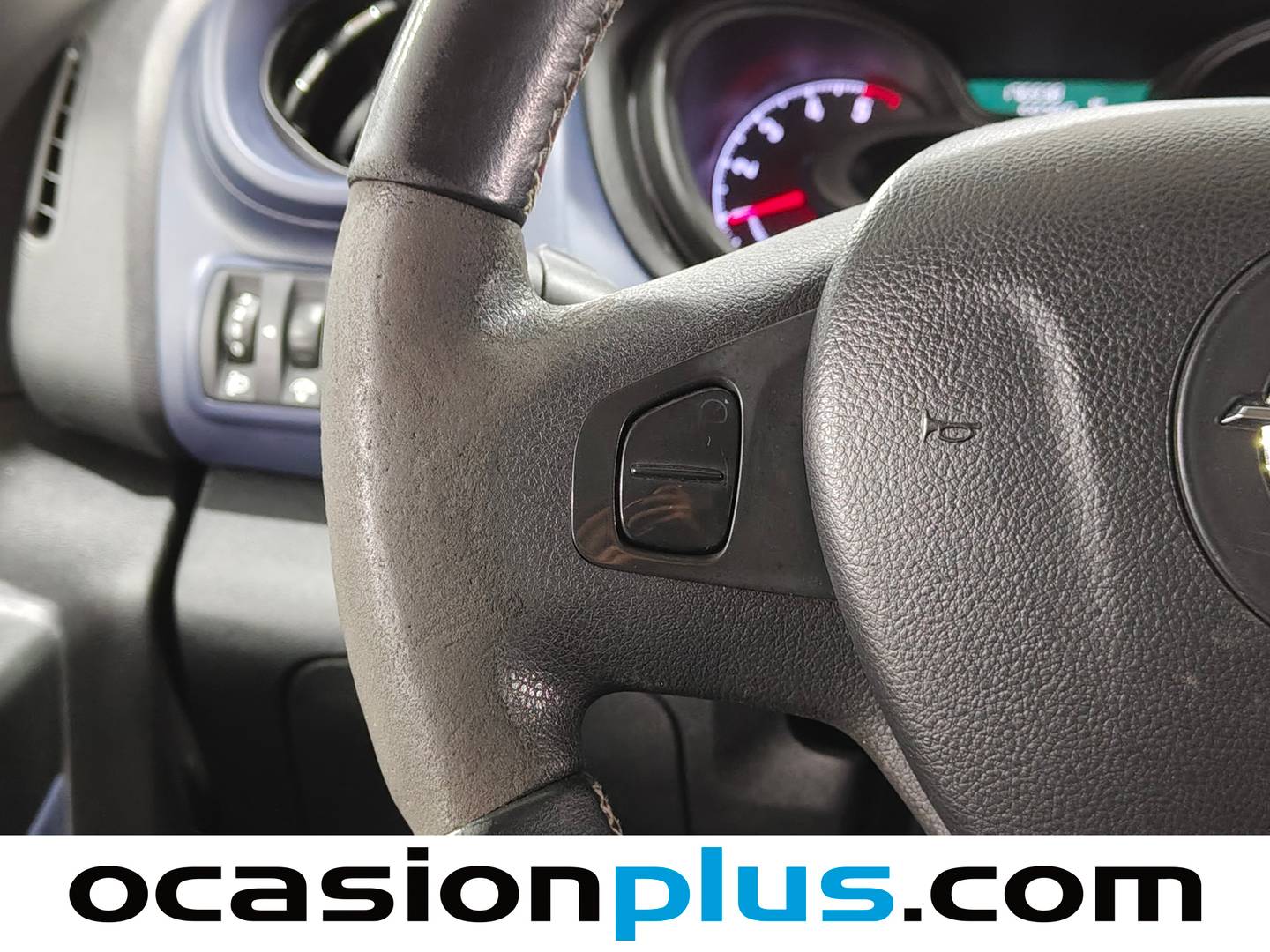 Opel Vivaro Opel Vivaro Combi 1.6 CDTI Biturbo 27 L1 S/S 9 Plazas (125 CV) 6 Plazas de segunda mano