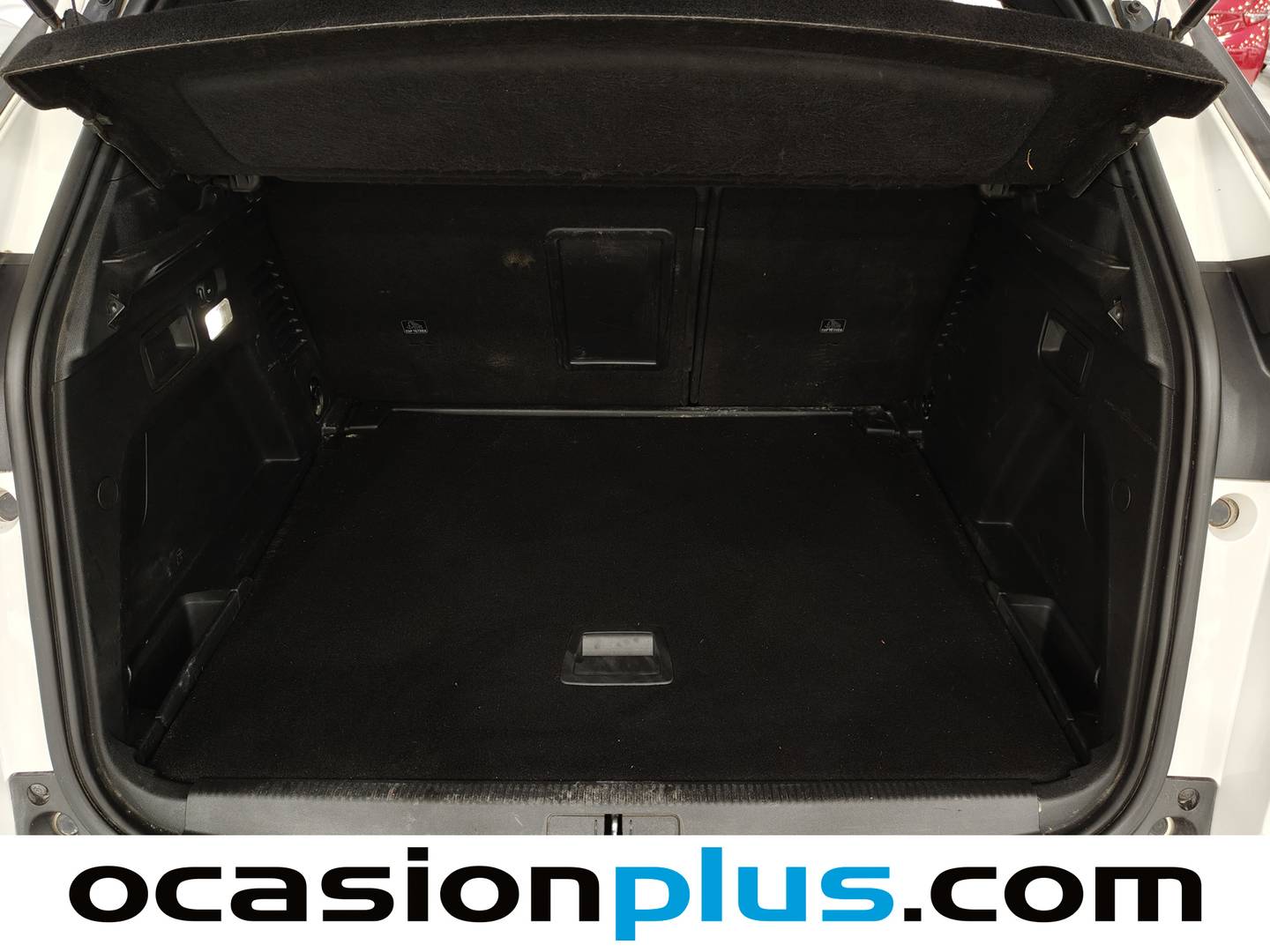 Foto Peugeot 3008 Peugeot 3008 BlueHDi 180 S&S GT EAT6 (180 CV)