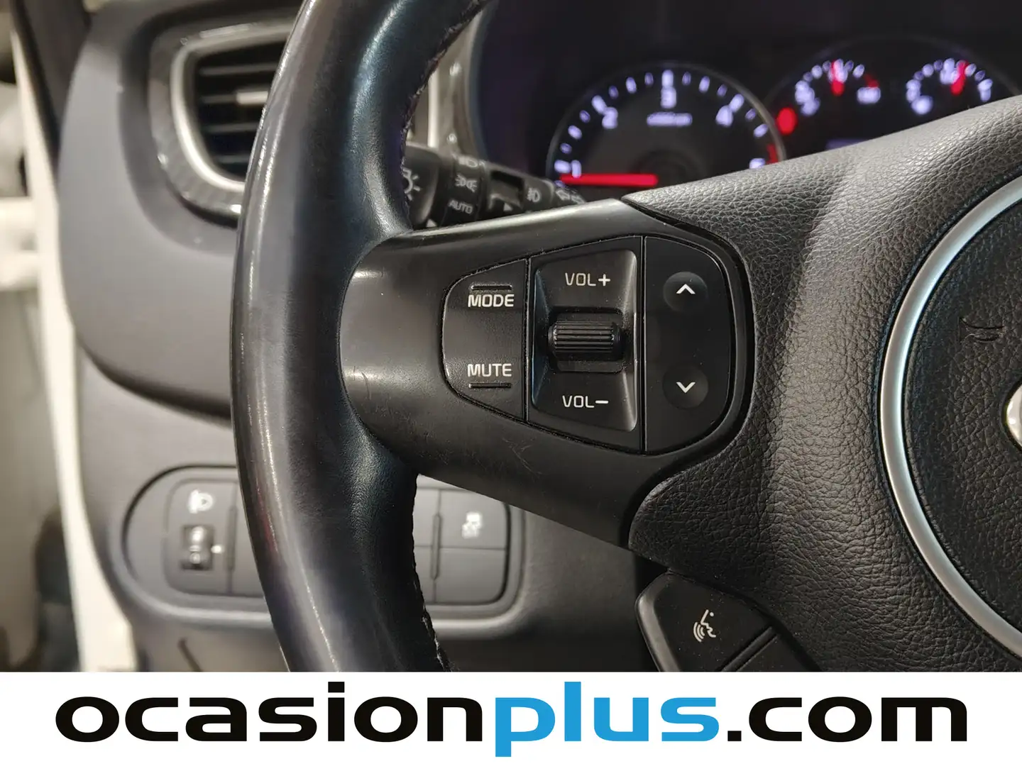 Foto KIA Carens Kia Carens 1.7 CRDi VGT Drive Eco-Dynamics (115 CV)