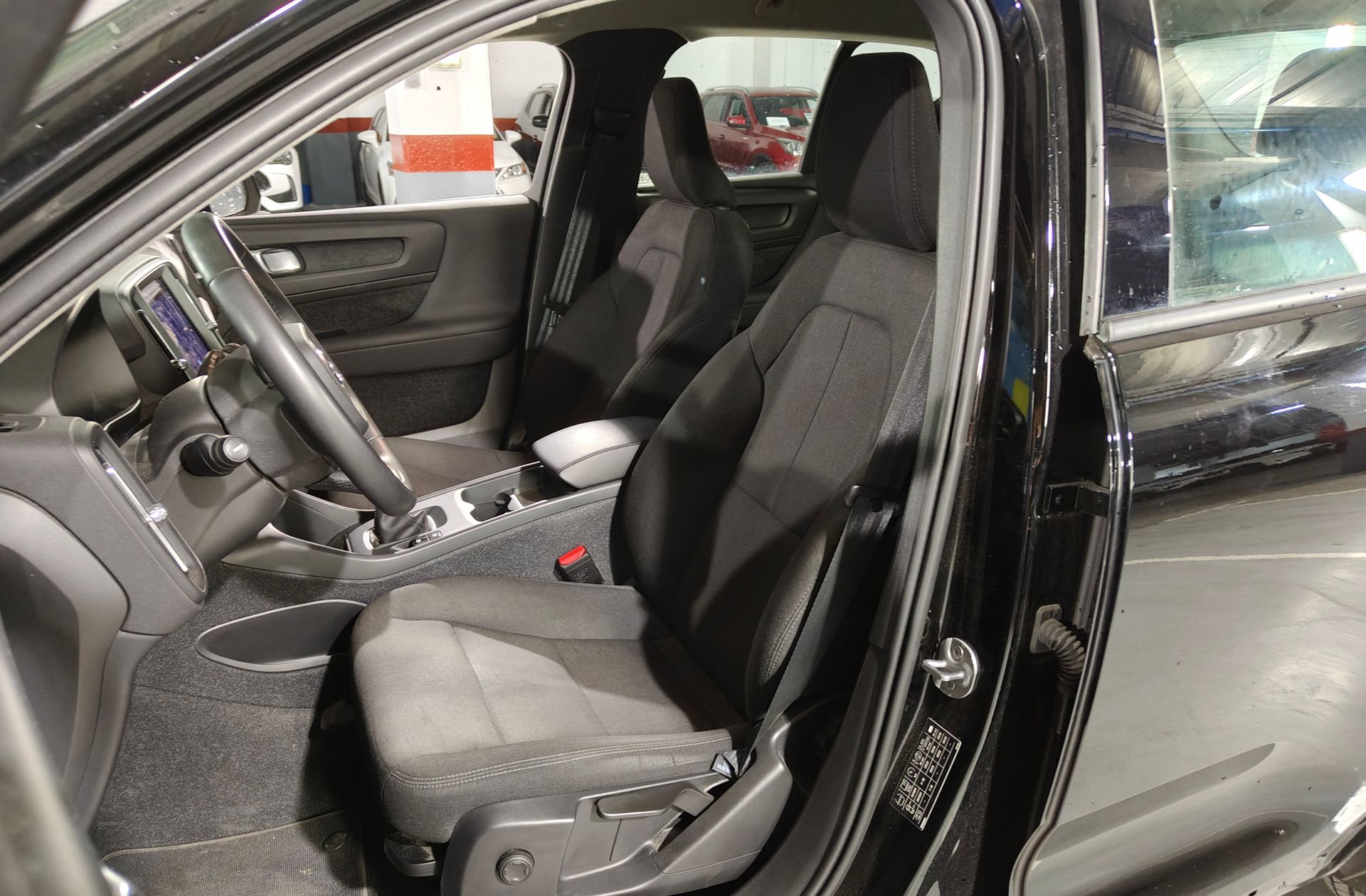 Volvo XC40 T2 Essential - foto 11