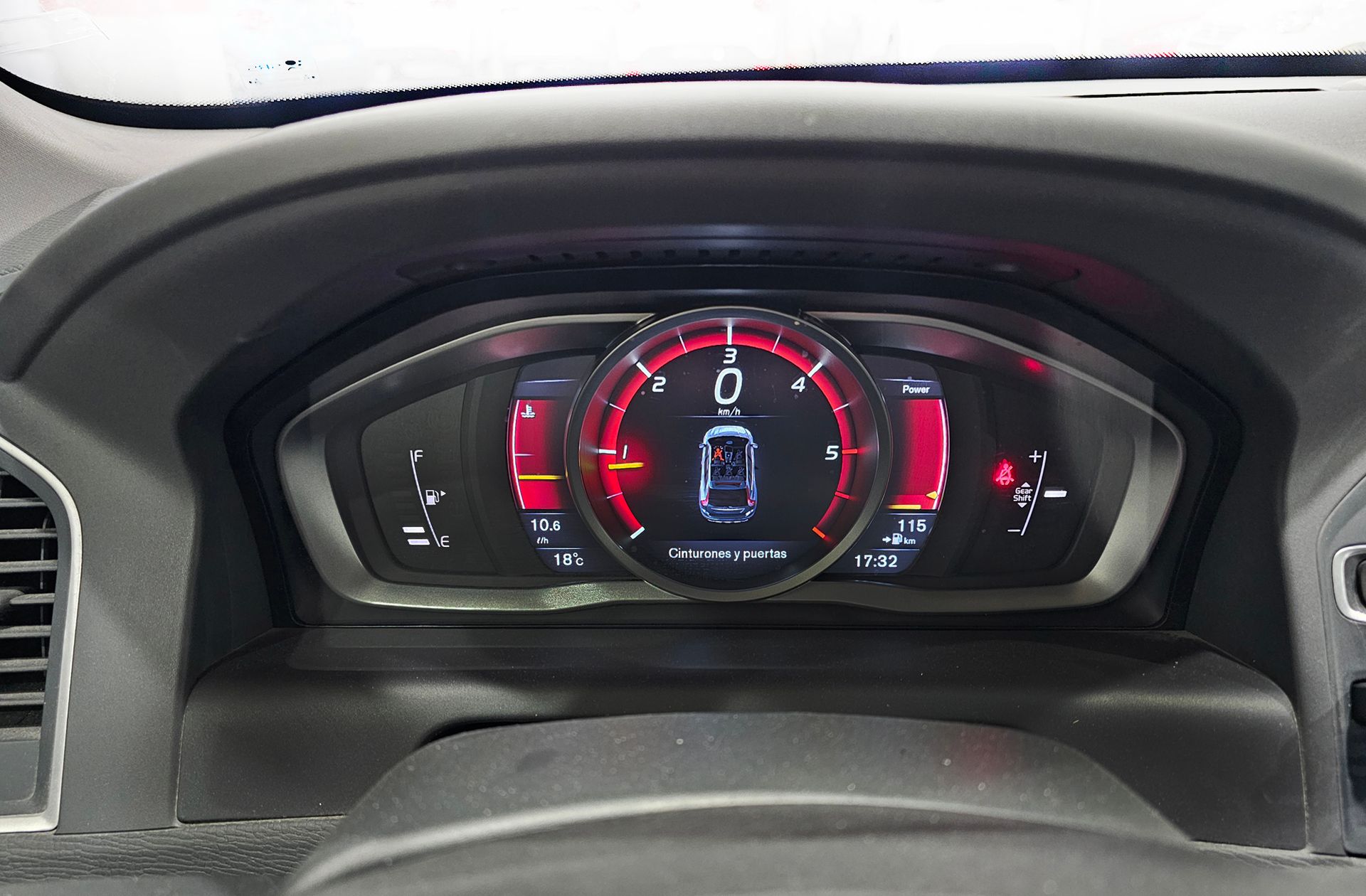Volvo XC60 D3 Kinetic - foto 21