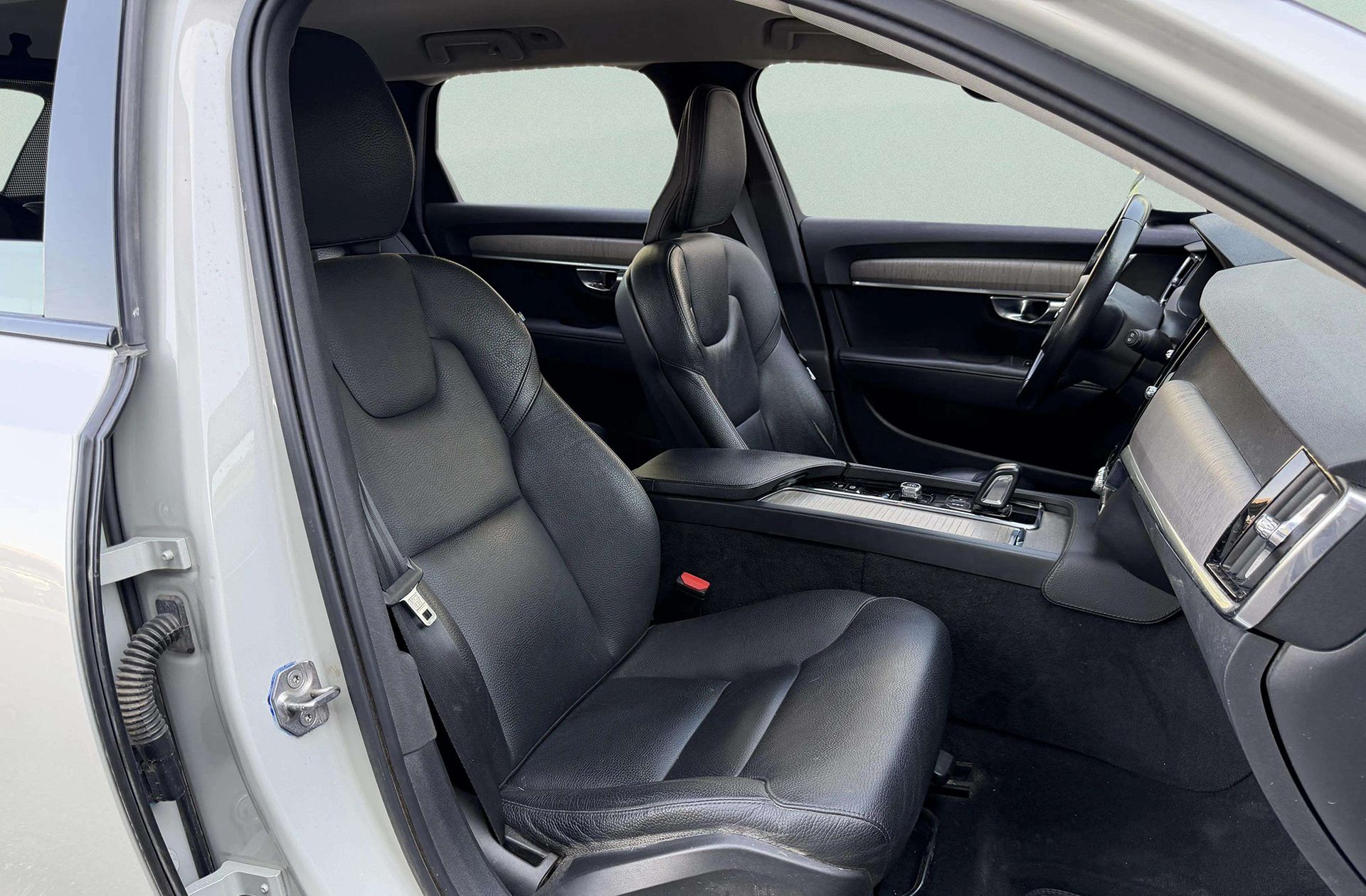 Volvo V90 B4 D AWD - foto 17