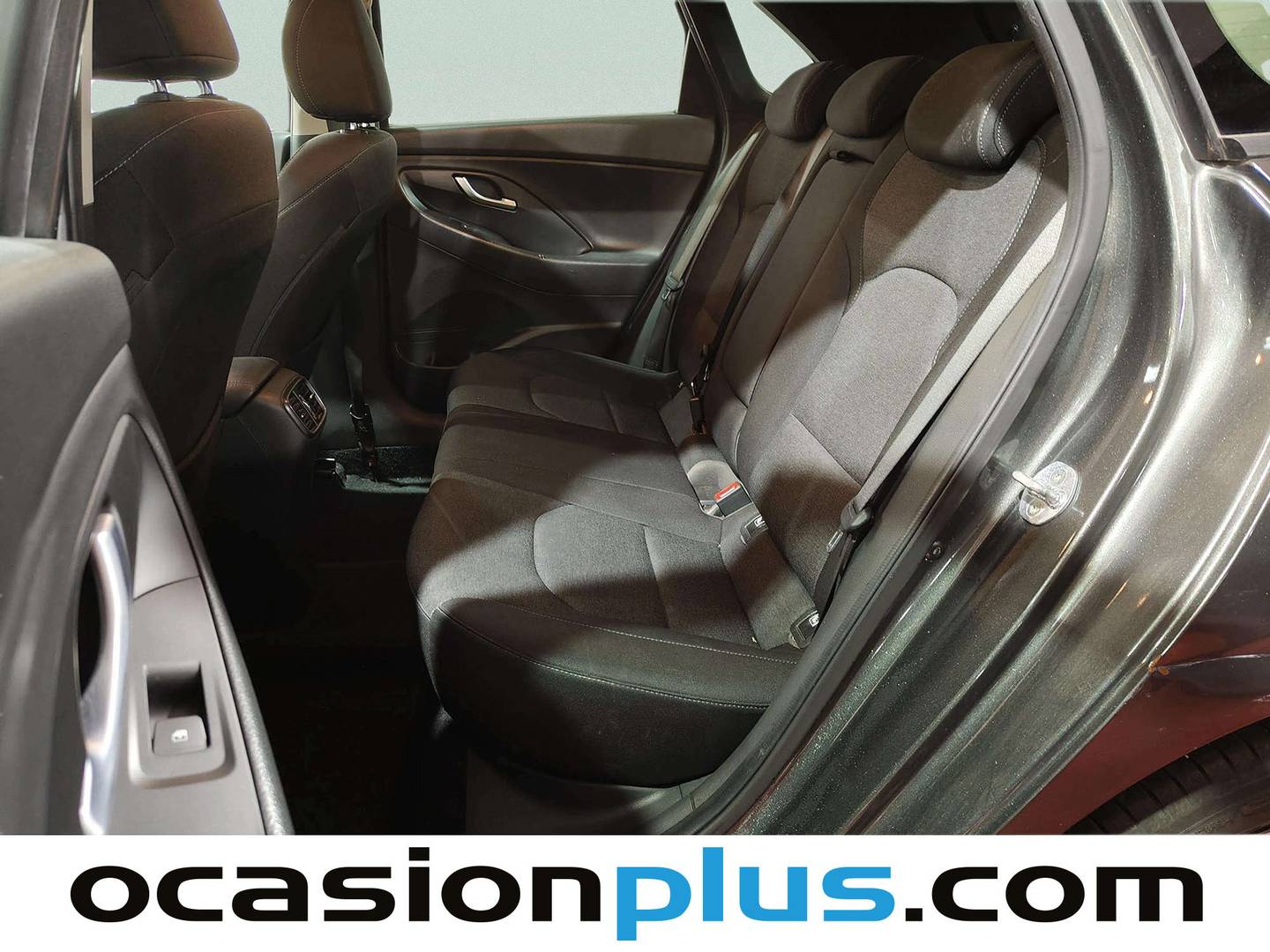 Foto asientos traseros Hyundai i30 Hyundai i30 Hyundai i30 1.0 TGDI 48V Klass (120 CV)