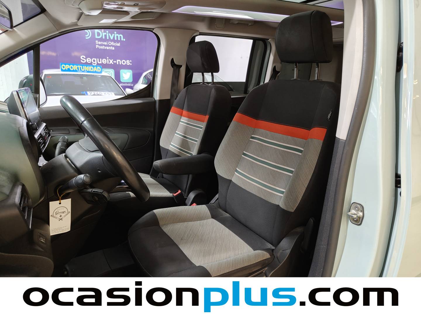 Foto asientos delanteros Citroën Berlingo Citroën Berlingo BlueHDi 130 S&S Talla M Shine (130 CV) XTR