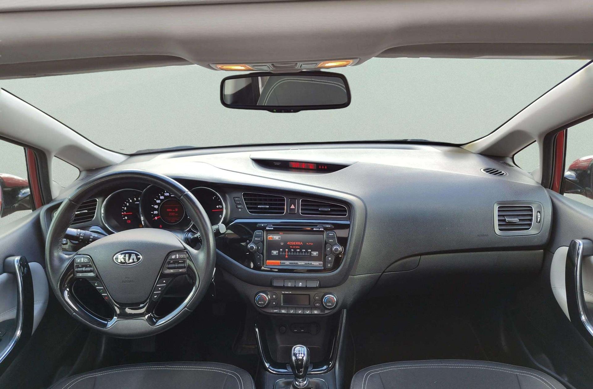 Kia Ceed 1.6 CRDi VGT Maracaná - foto 7