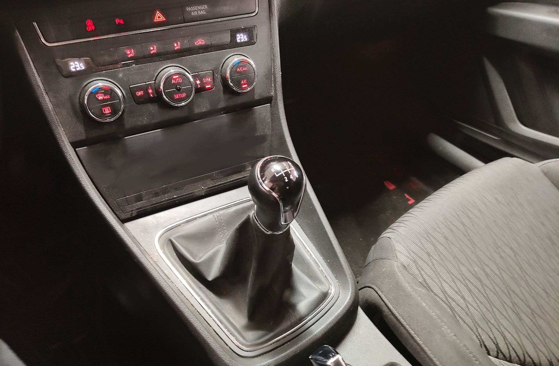 SEAT León SC 2.0 TDI Style - foto 5